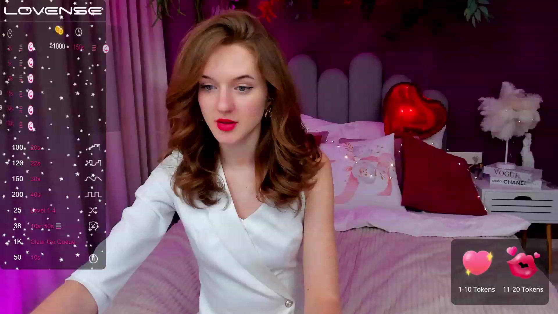 Gallery image thumbnail from MonaElisa's myfreecams stream on, 02/14/2023, 18:40 image 10 of 20