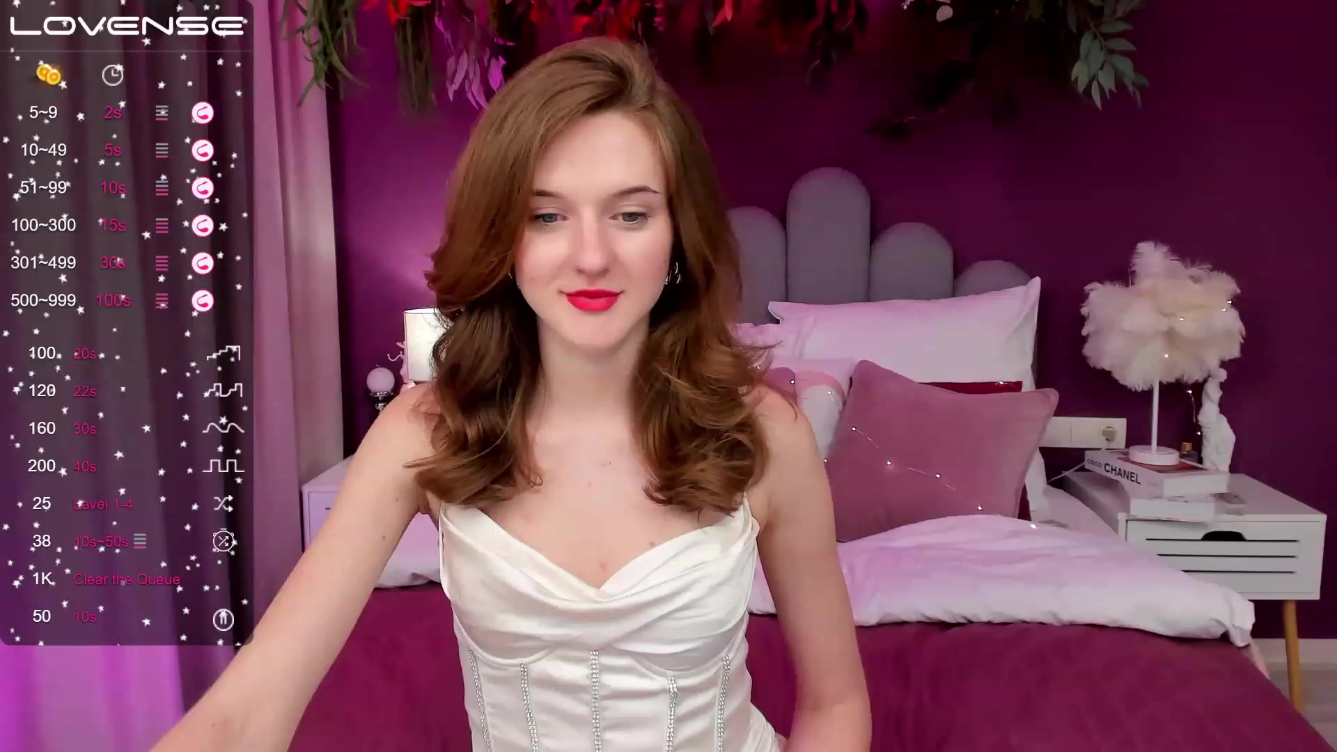 Gallery image thumbnail from MonaElisa's myfreecams stream on, 03/02/2023, 18:01 image 3 of 20