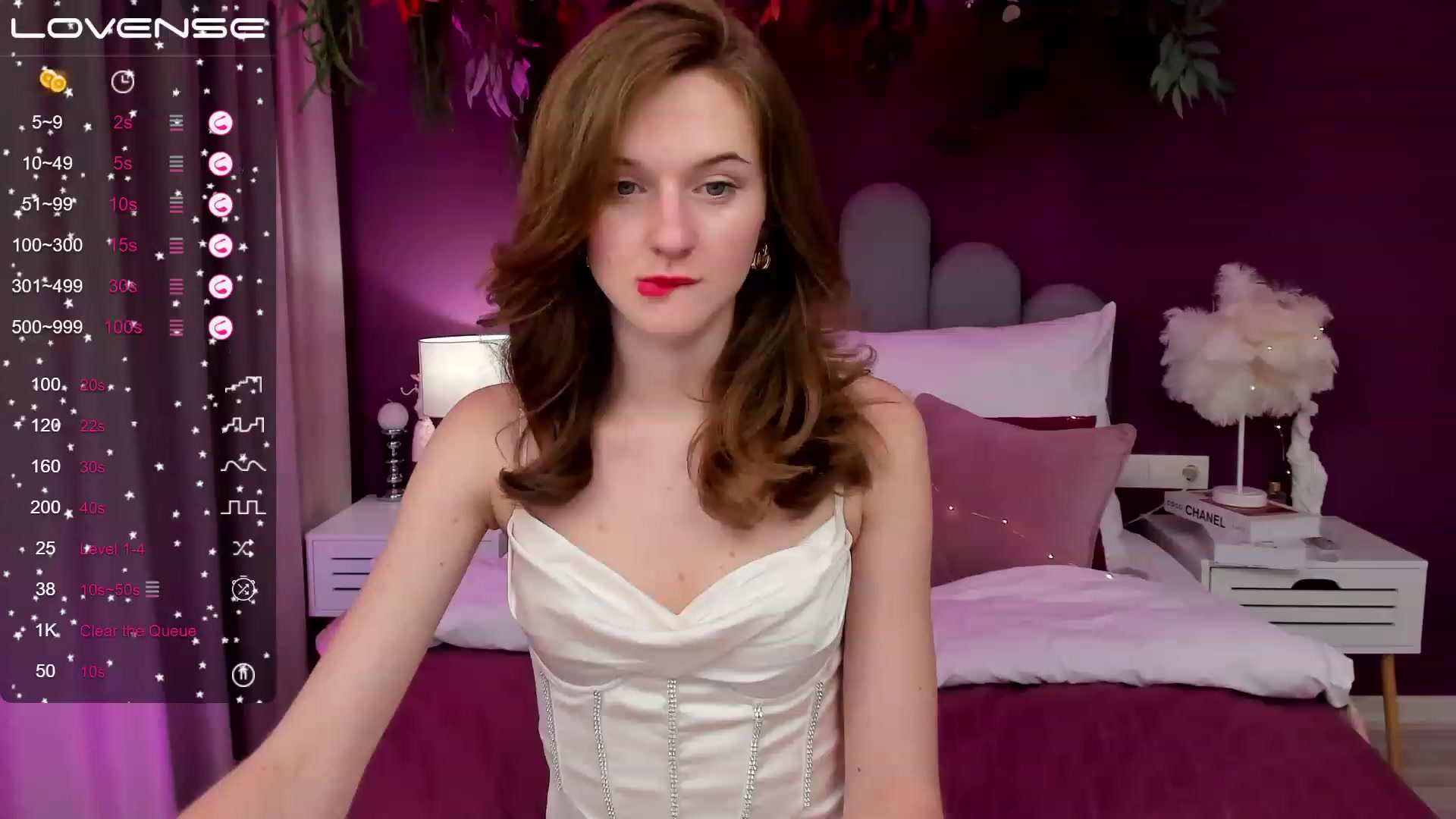Gallery image thumbnail from MonaElisa's myfreecams stream on, 03/02/2023, 18:01 image 16 of 20