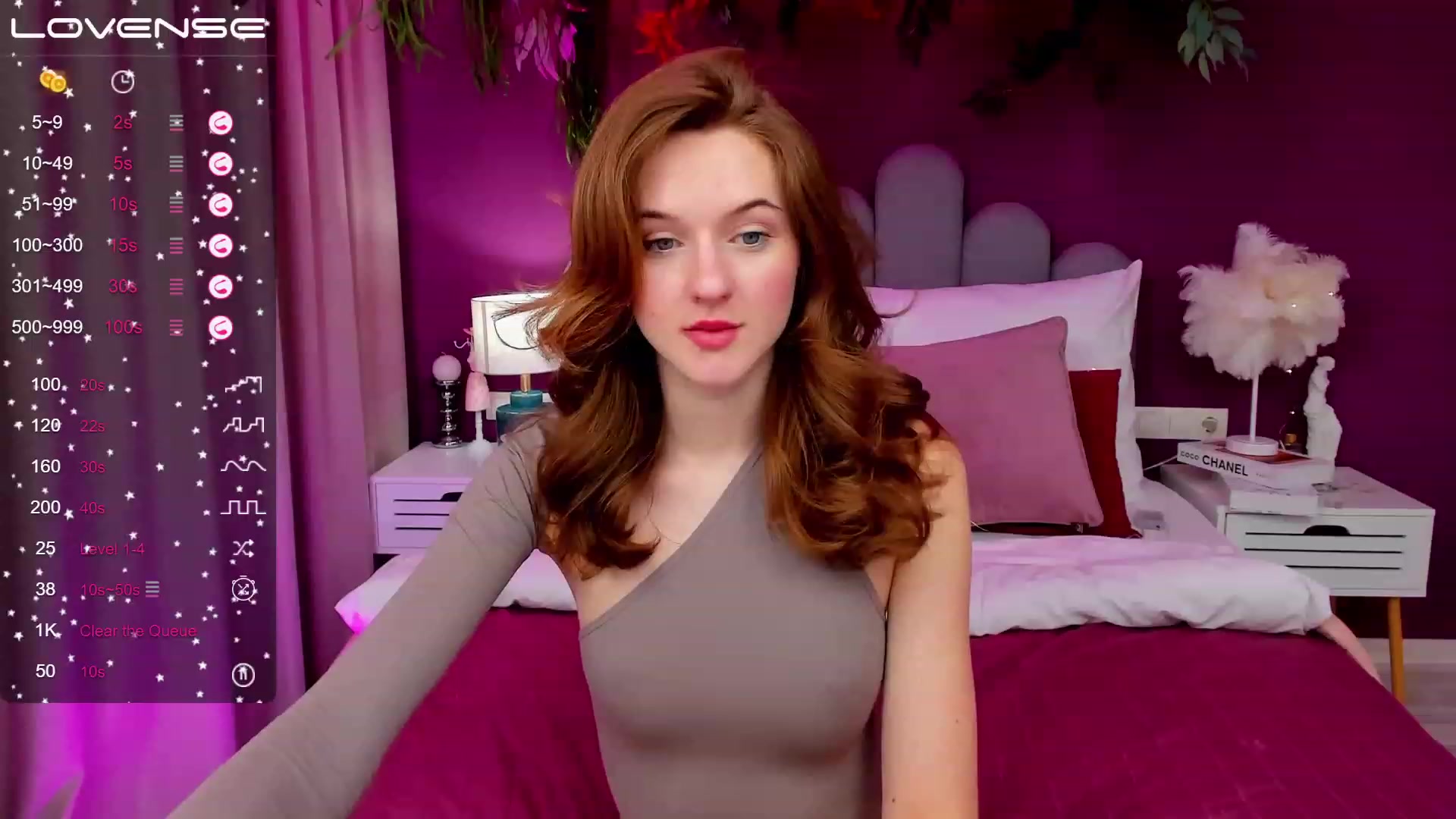 Gallery image thumbnail from MonaElisa's myfreecams stream on, 03/06/2023, 14:53 image 10 of 20