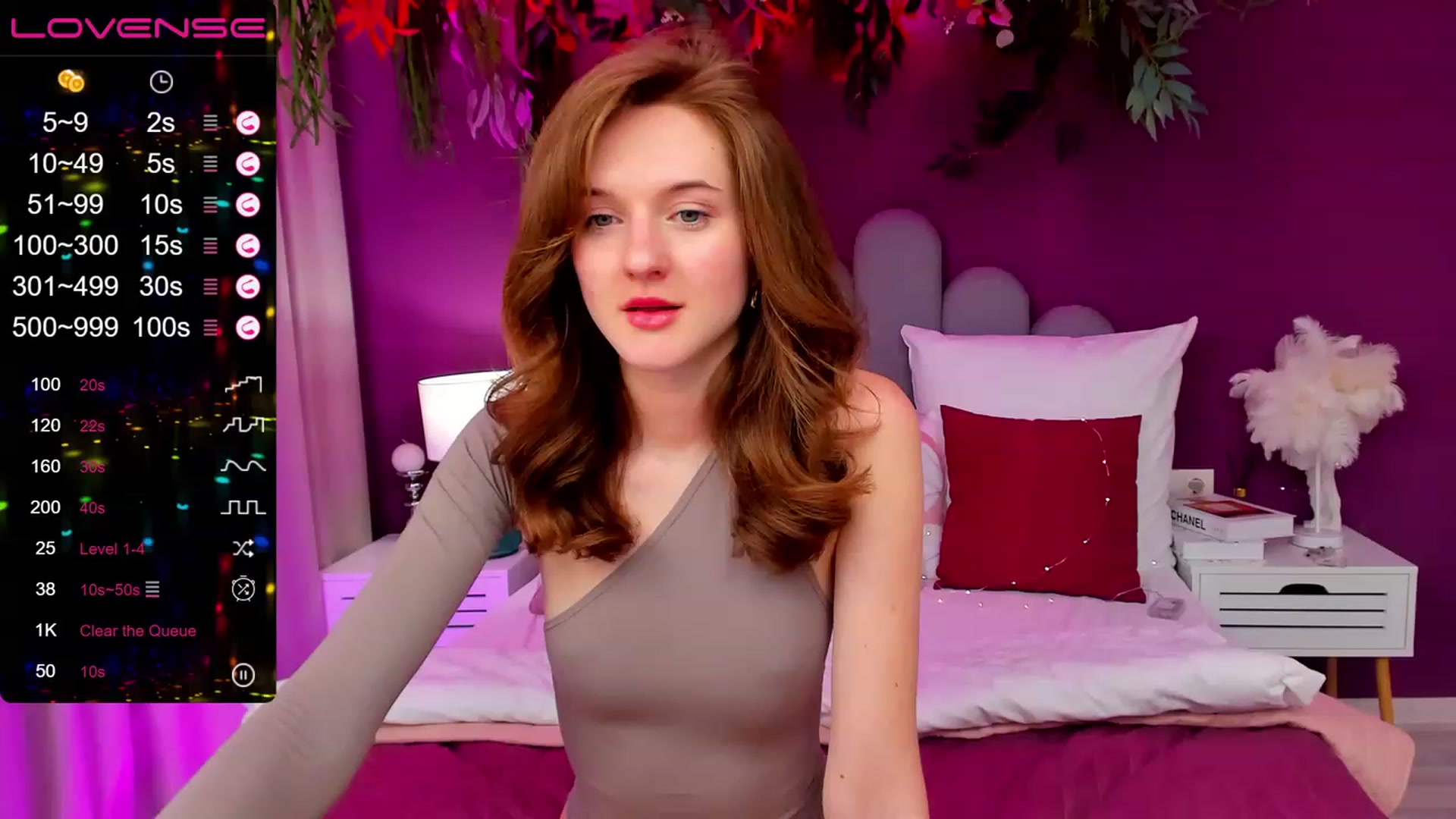 Gallery image thumbnail from MonaElisa's myfreecams stream on, 03/19/2023, 10:30 image 17 of 20