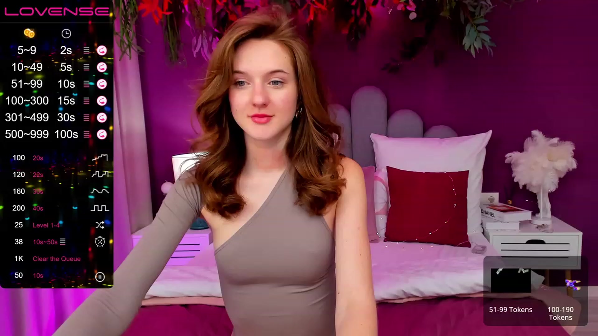 Gallery image thumbnail from MonaElisa's myfreecams stream on, 03/19/2023, 10:30 image 6 of 20