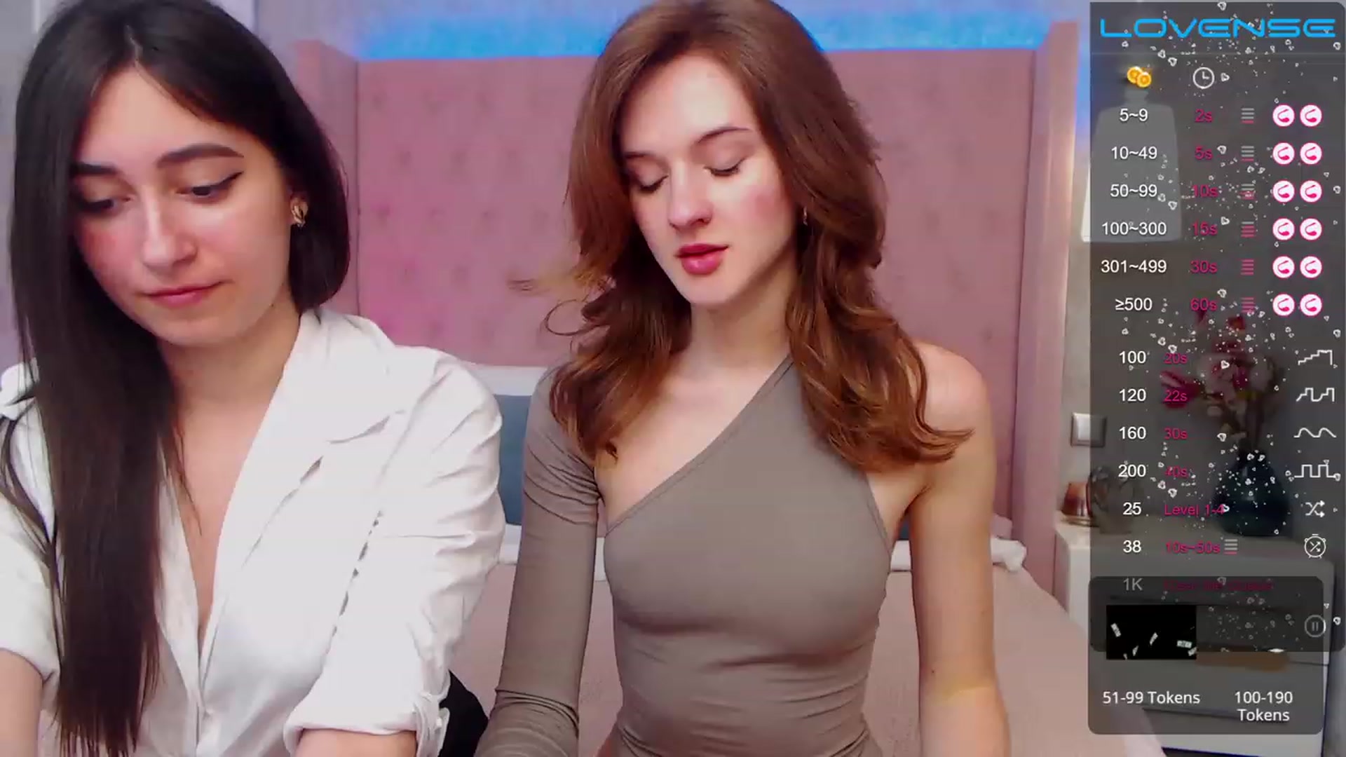 Gallery image thumbnail from MonaElisa's myfreecams stream on, 03/24/2023, 14:16 image 3 of 20