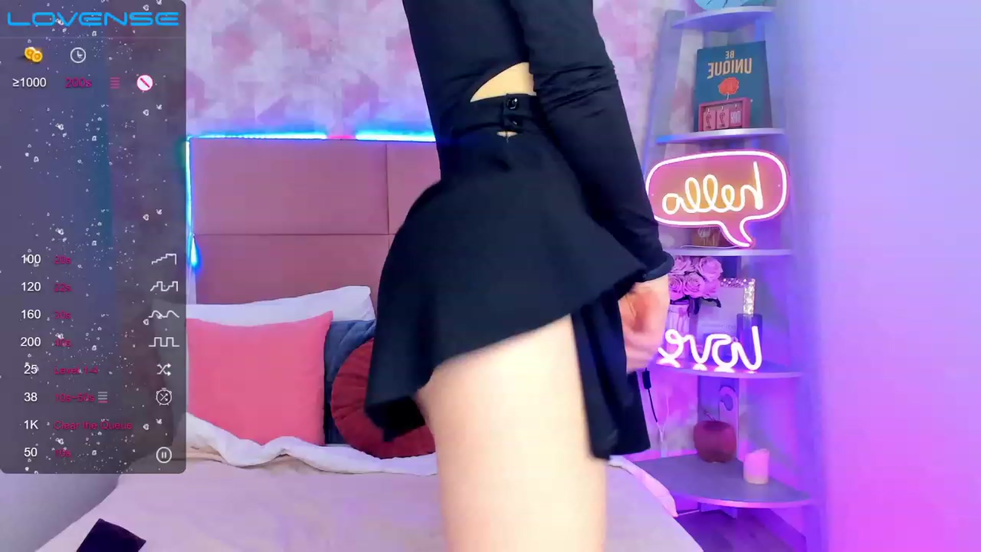 Gallery image thumbnail from MonaElisa's myfreecams stream on, 03/29/2023, 13:46 image 2 of 20
