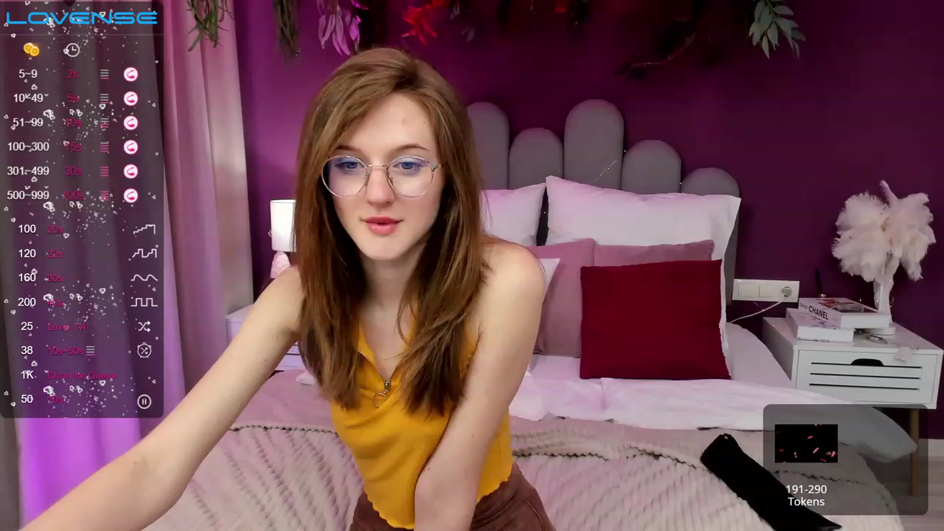 Gallery image thumbnail from MonaElisa's myfreecams stream on, 04/09/2023, 10:51 image 6 of 20