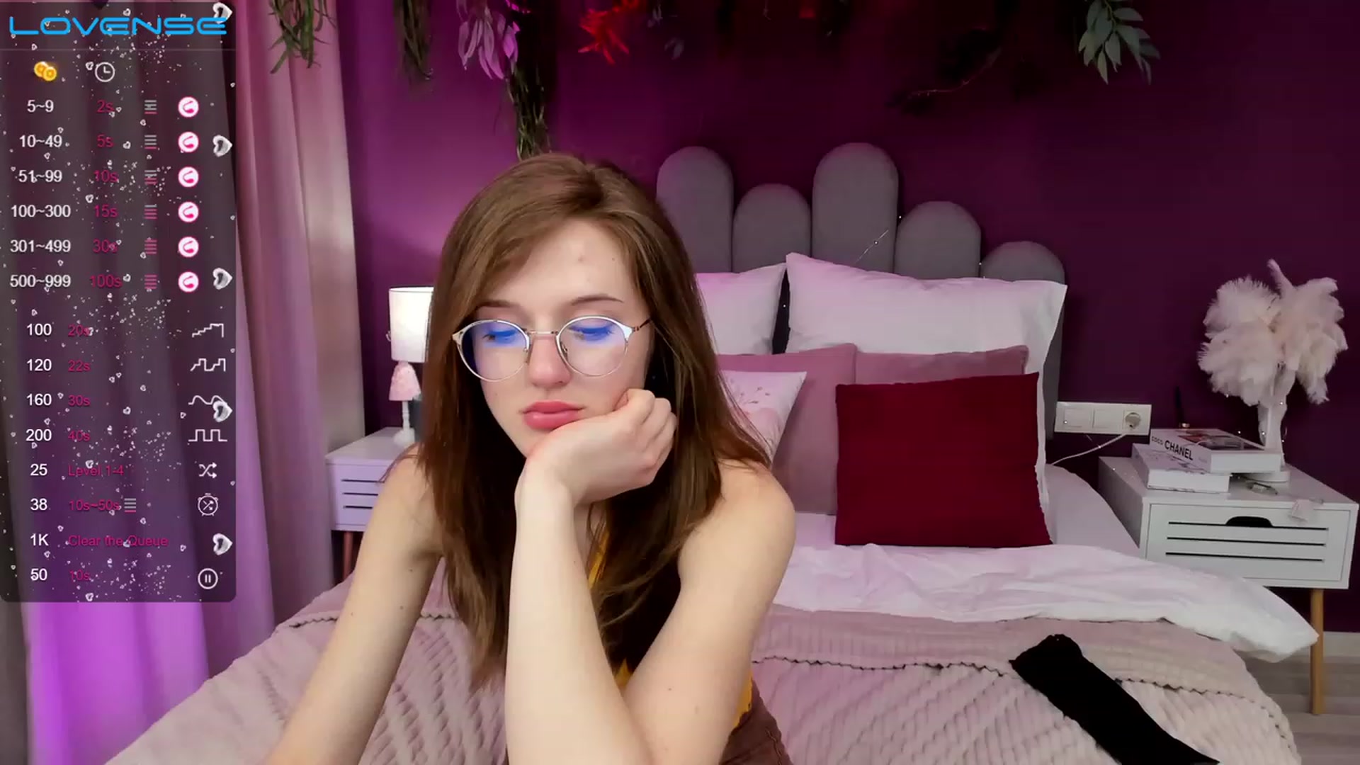 Gallery image thumbnail from MonaElisa's myfreecams stream on, 04/09/2023, 10:51 image 13 of 20