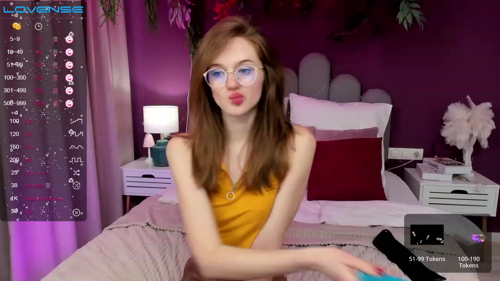 Gallery image thumbnail from MonaElisa's myfreecams stream on, 04/09/2023, 10:51 image 1 of 20