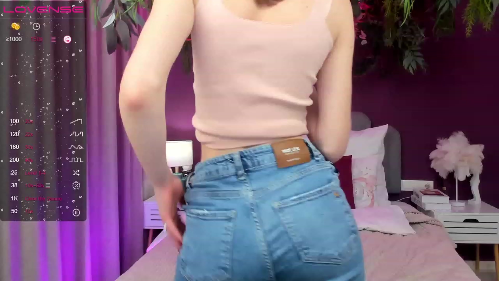 Gallery image thumbnail from MonaElisa's myfreecams stream on, 04/21/2023, 12:43 image 14 of 20