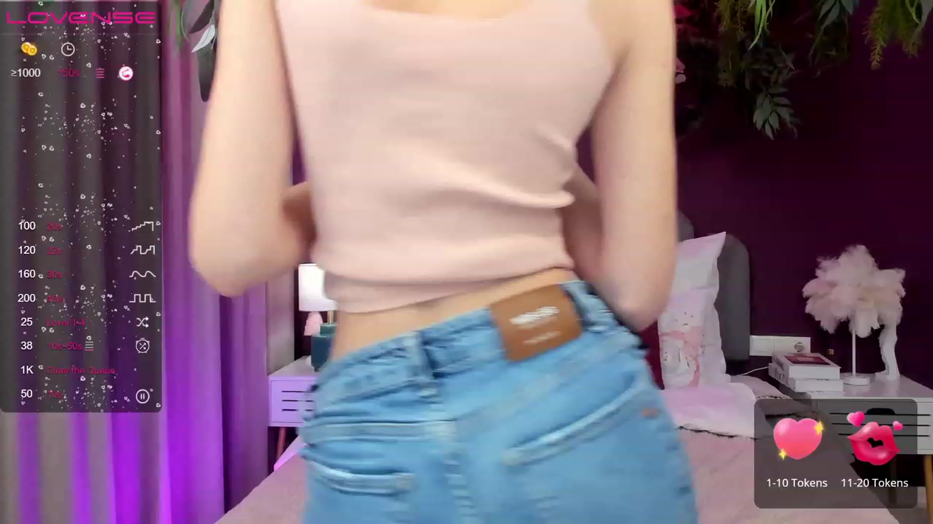 Gallery image thumbnail from MonaElisa's myfreecams stream on, 04/21/2023, 12:43 image 15 of 20