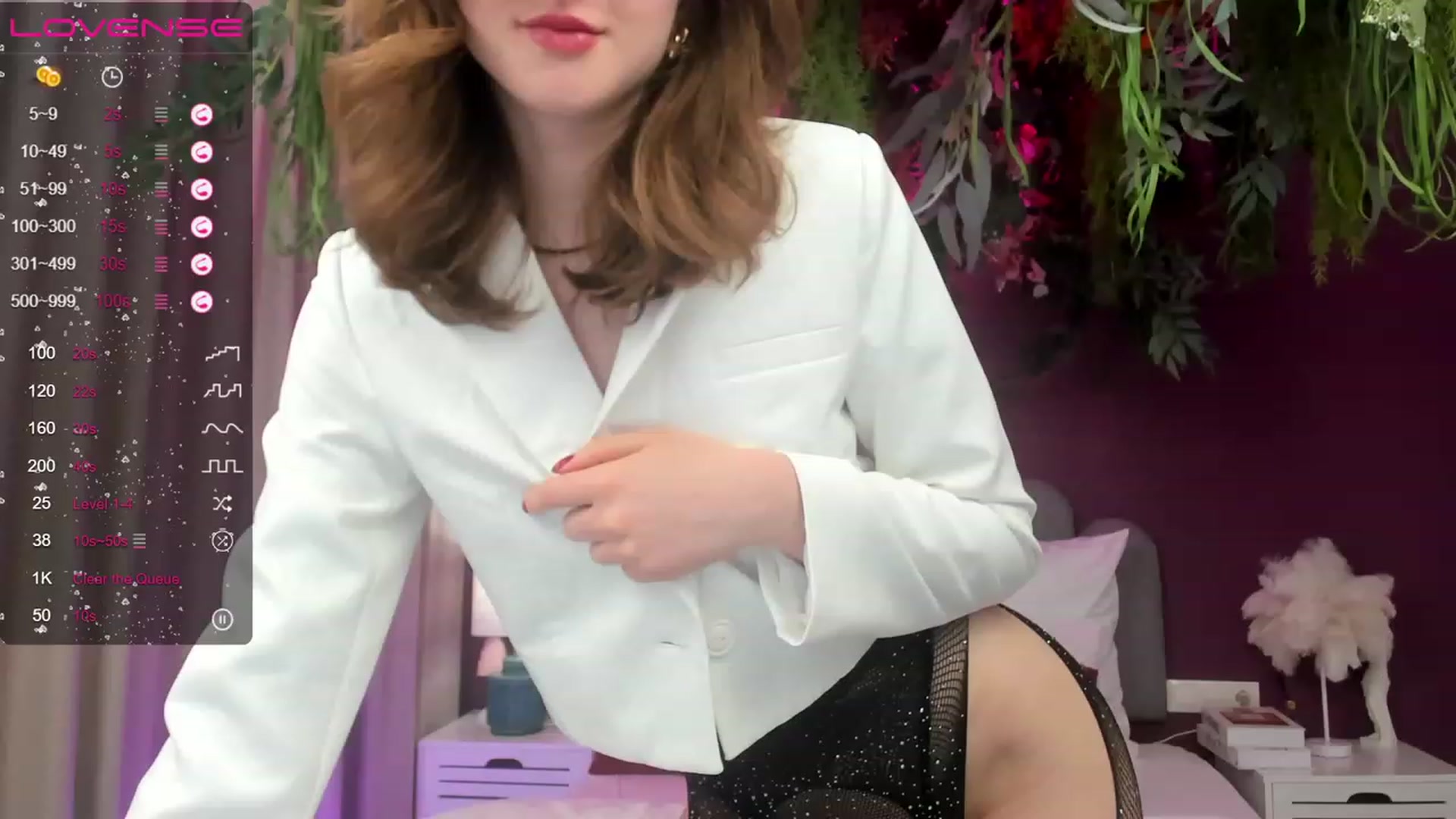 Gallery image thumbnail from MonaElisa's myfreecams stream on, 04/23/2023, 09:15 image 8 of 20