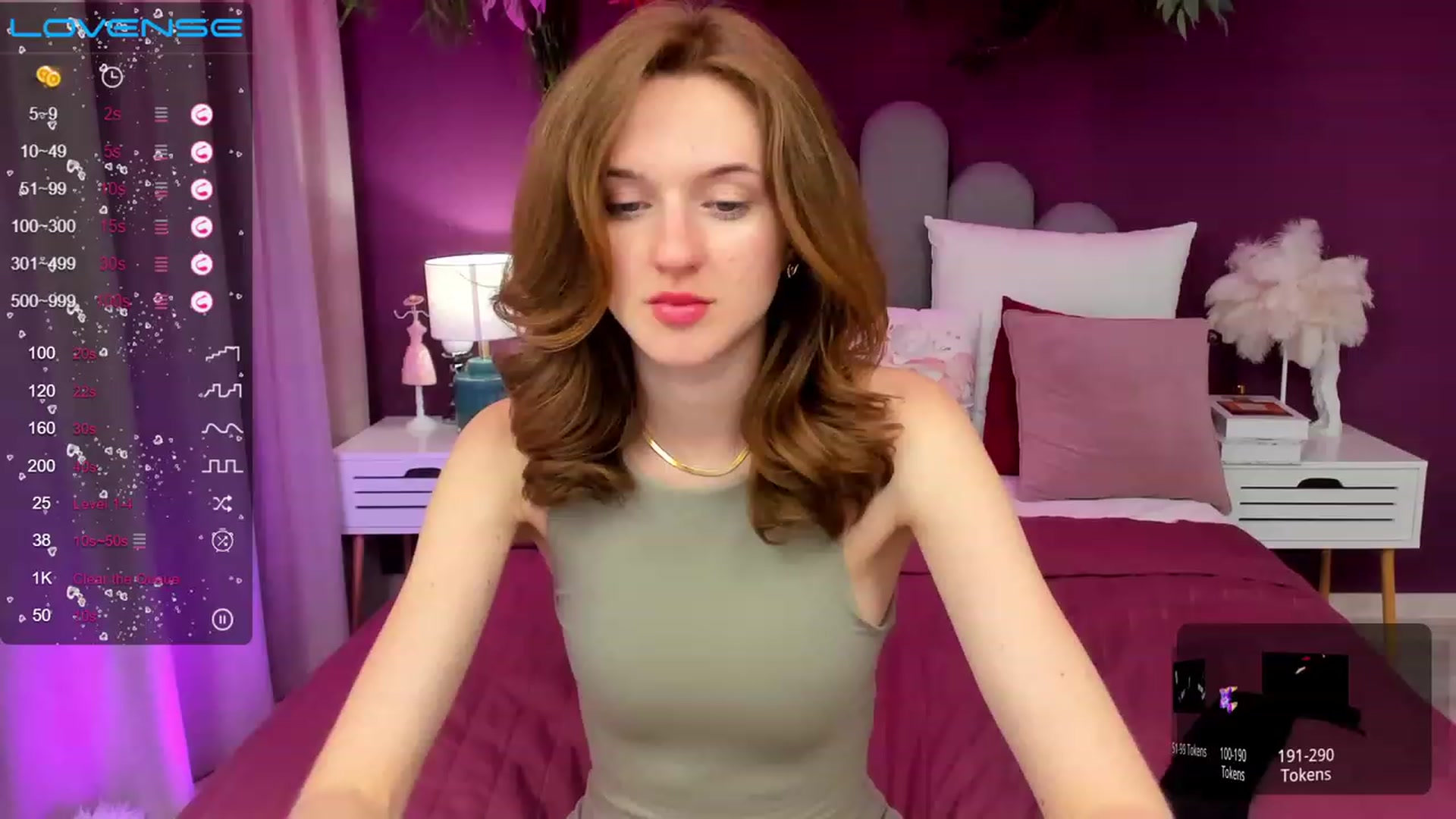 Gallery image thumbnail from MonaElisa's myfreecams stream on, 04/28/2023, 17:33 image 8 of 20