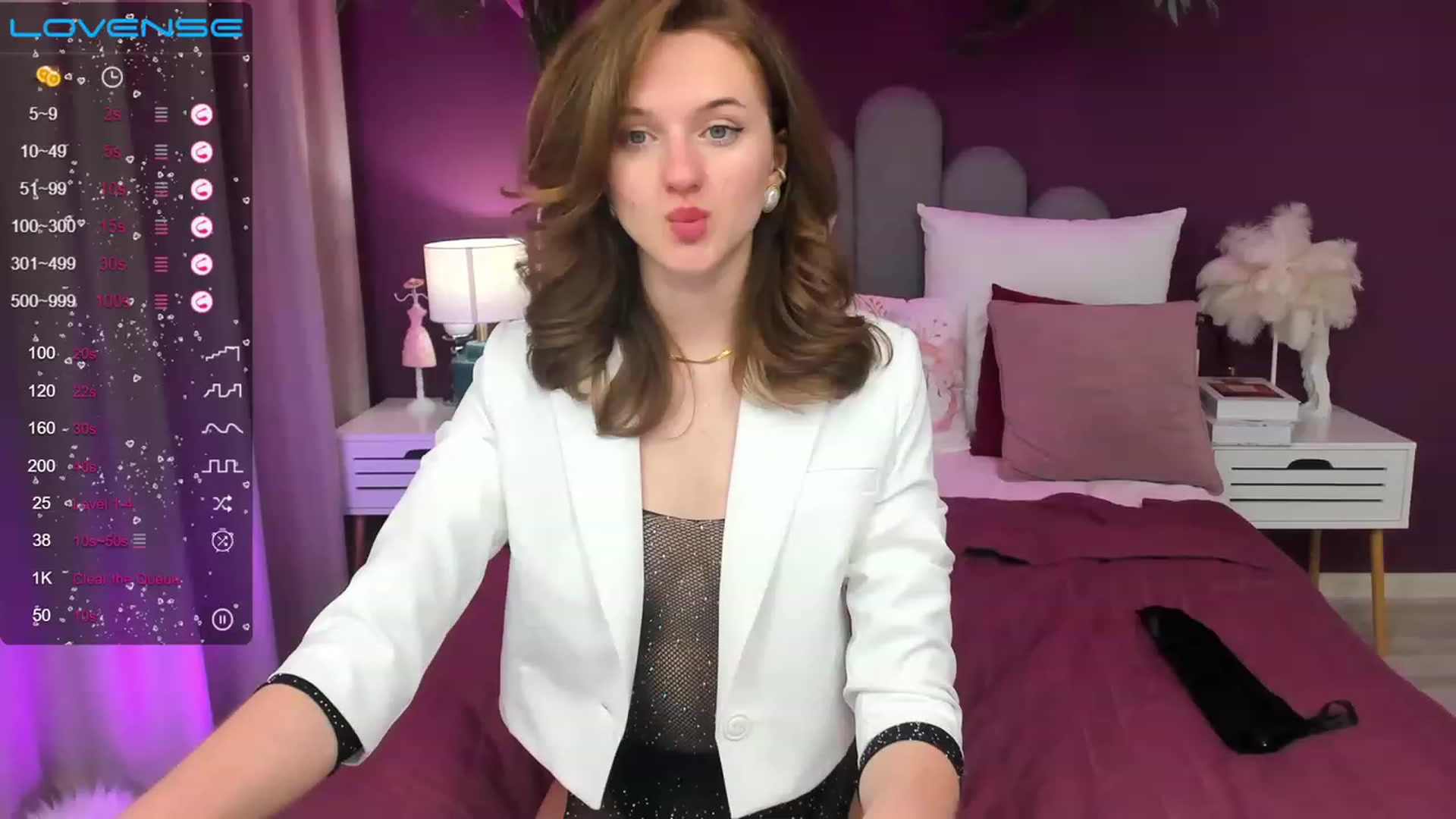 Gallery image thumbnail from MonaElisa's myfreecams stream on, 04/29/2023, 18:10 image 8 of 20