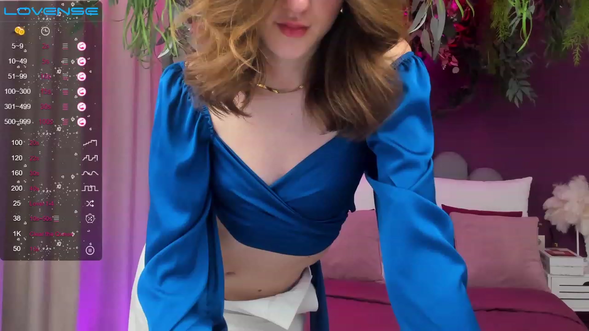 Gallery image thumbnail from MonaElisa's myfreecams stream on, 05/05/2023, 13:36 image 15 of 20