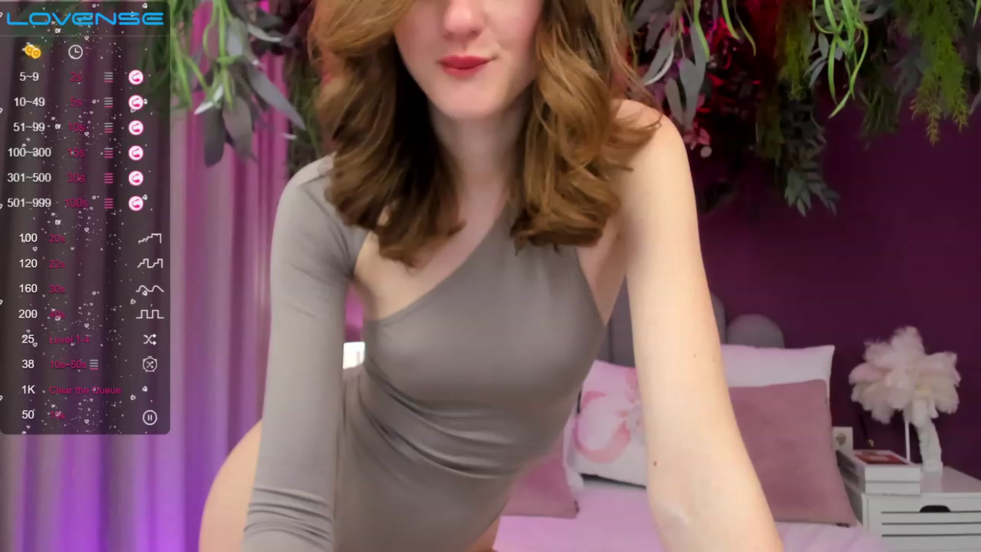 Gallery image thumbnail from MonaElisa's myfreecams stream on, 05/12/2023, 17:12 image 14 of 20