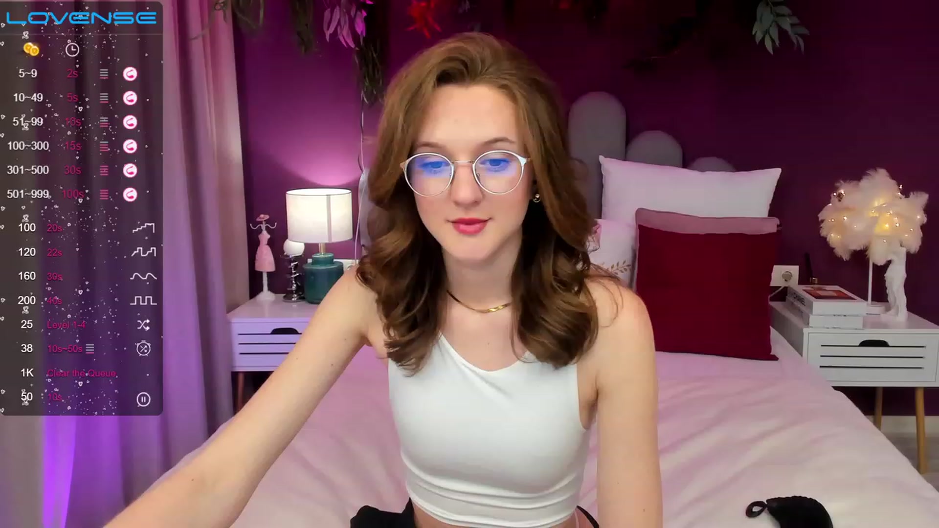 Gallery image thumbnail from MonaElisa's myfreecams stream on, 05/19/2023, 15:00 image 11 of 20