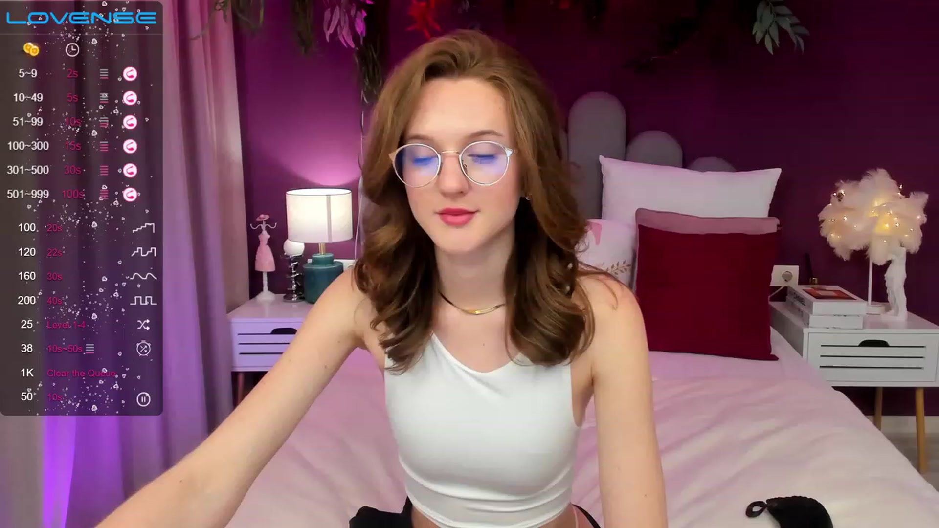 Gallery image thumbnail from MonaElisa's myfreecams stream on, 05/19/2023, 15:00 image 14 of 20