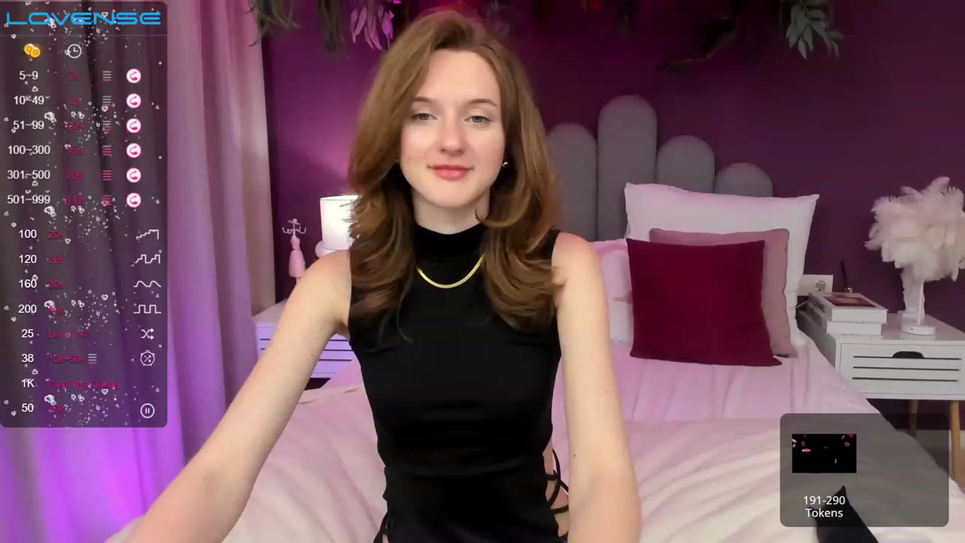 Gallery image thumbnail from MonaElisa's myfreecams stream on, 05/28/2023, 17:36 image 15 of 20