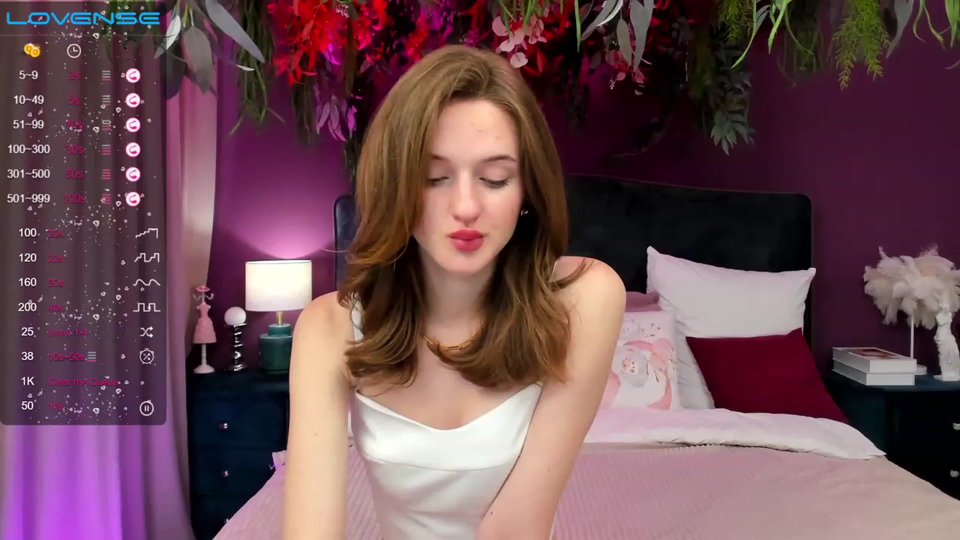 Gallery image thumbnail from MonaElisa's myfreecams stream on, 06/08/2023, 12:00 image 5 of 20