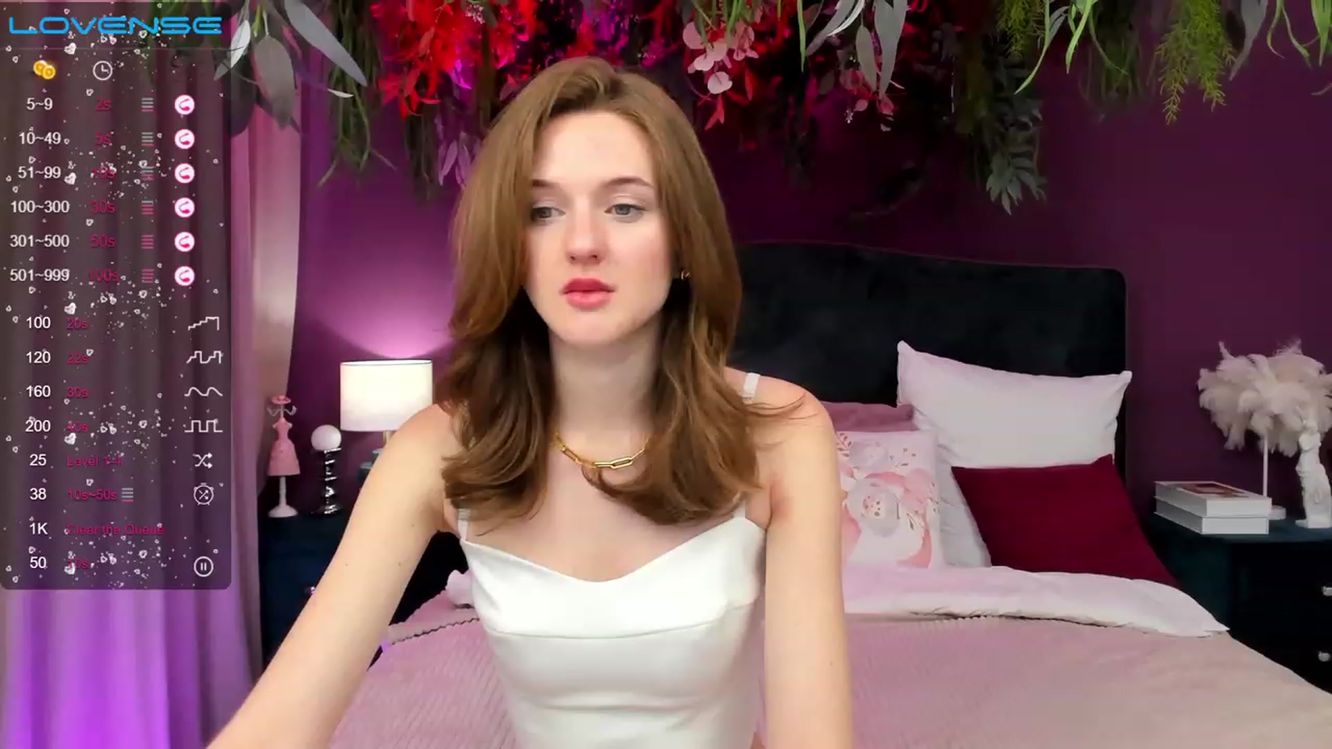 Gallery image thumbnail from MonaElisa's myfreecams stream on, 06/08/2023, 12:00 image 8 of 20