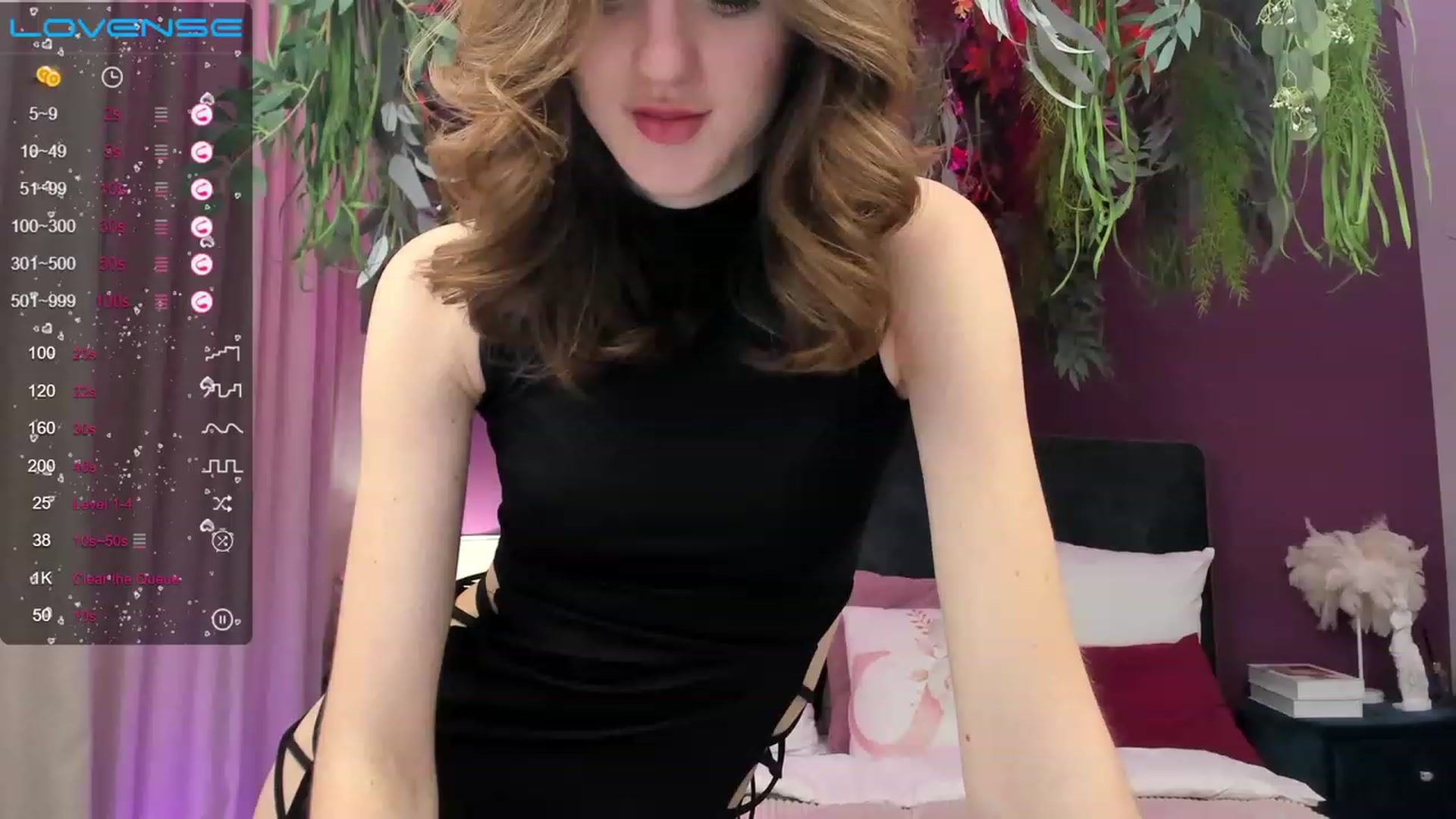 Gallery image thumbnail from MonaElisa's myfreecams stream on, 06/09/2023, 14:02 image 20 of 20