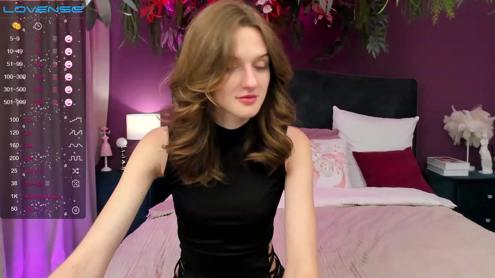 Gallery image thumbnail from MonaElisa's myfreecams stream on, 06/09/2023, 14:02 image 2 of 20