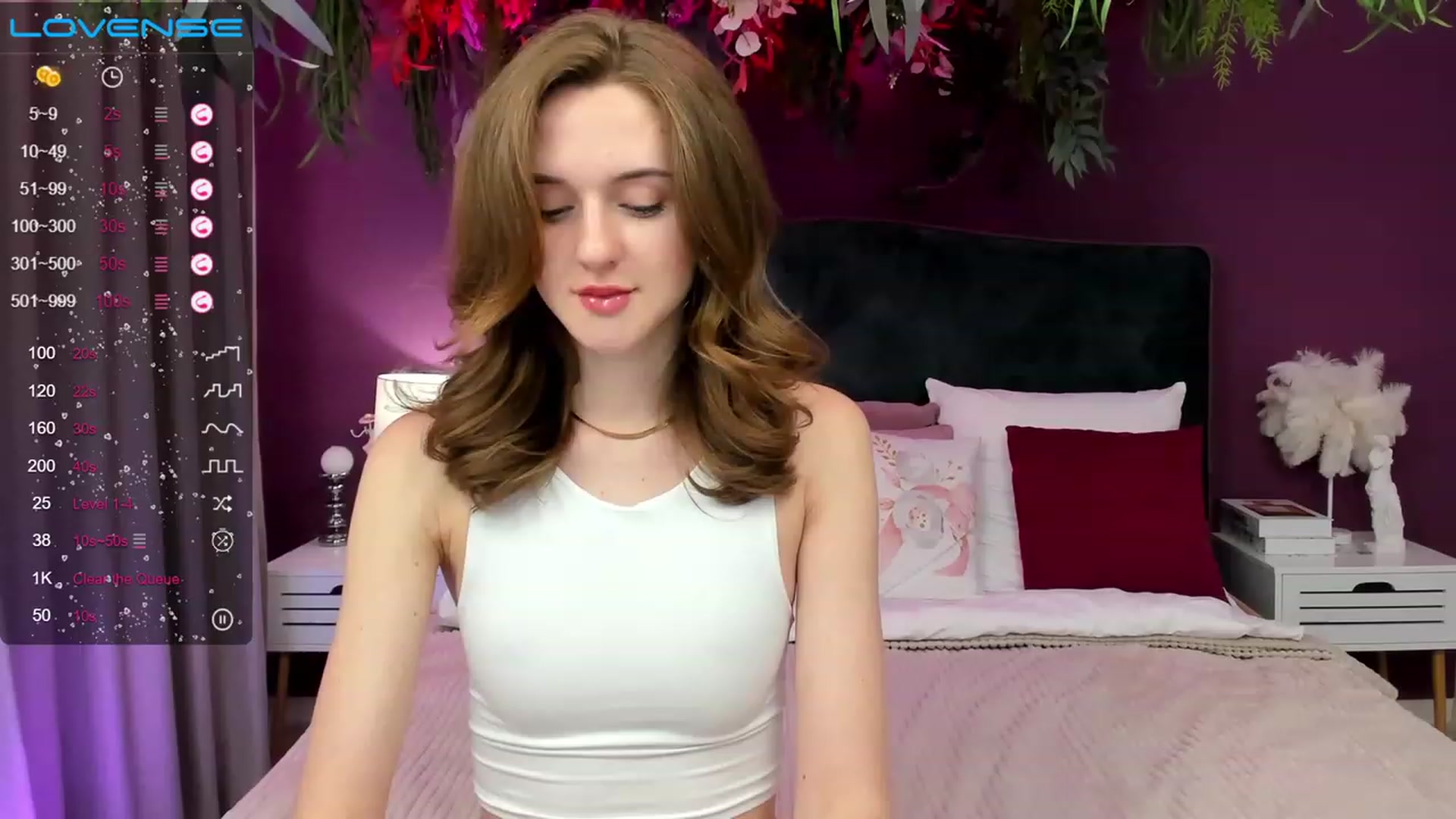 Gallery image thumbnail from MonaElisa's myfreecams stream on, 06/20/2023, 16:47 image 9 of 20
