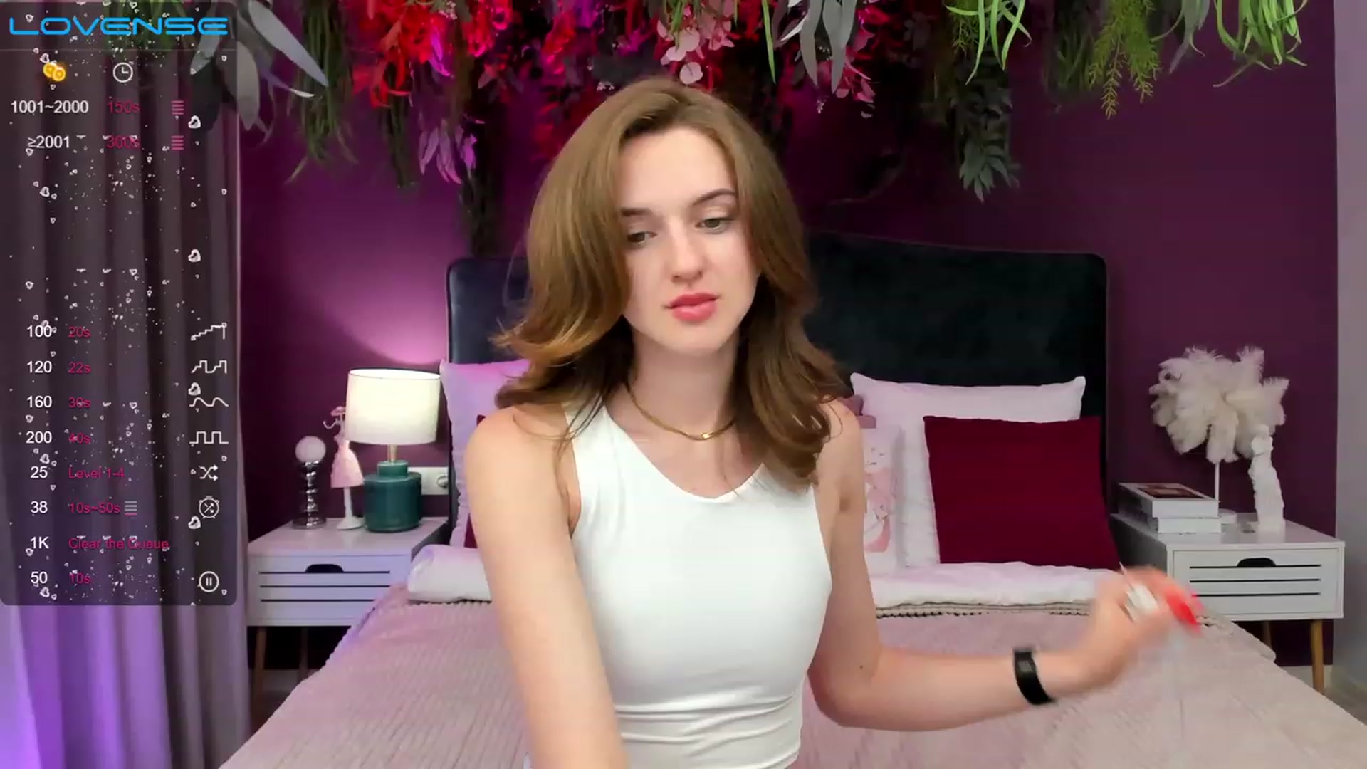 Gallery image thumbnail from MonaElisa's myfreecams stream on, 06/20/2023, 19:00 image 20 of 20