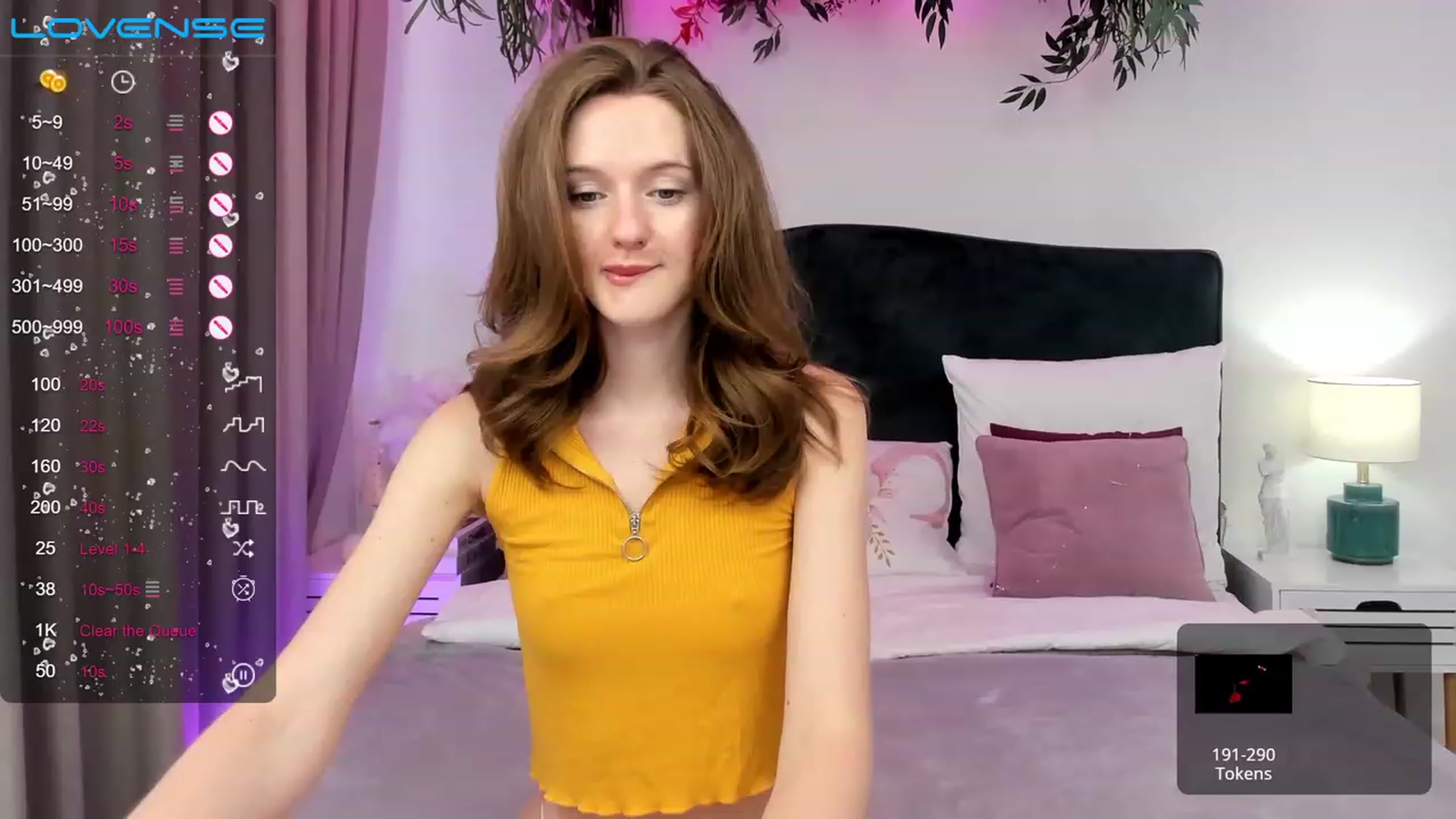 Gallery image thumbnail from MonaElisa's myfreecams stream on, 07/28/2023, 14:43 image 12 of 20