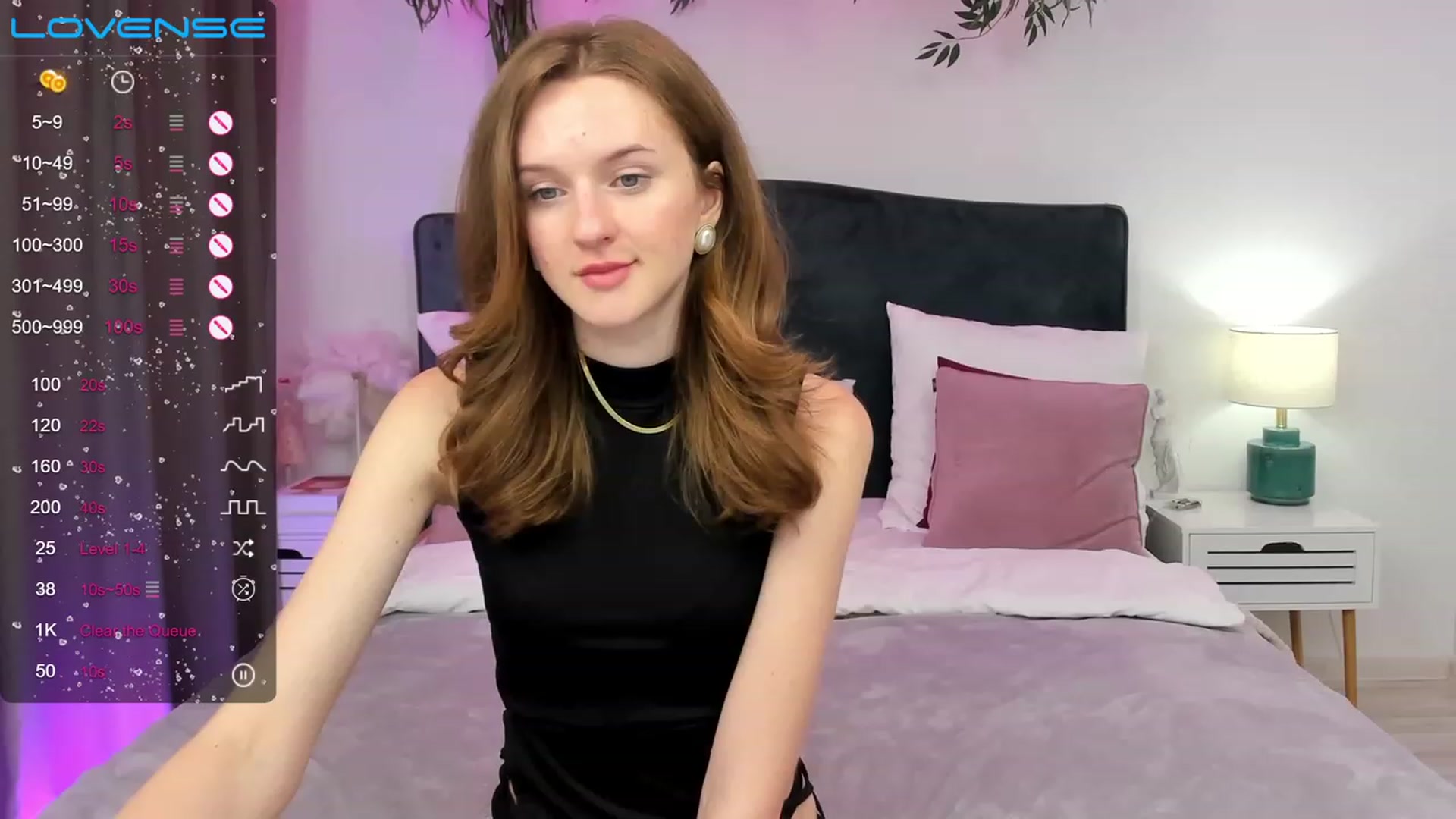 Gallery image thumbnail from MonaElisa's myfreecams stream on, 08/04/2023, 17:34 image 16 of 20