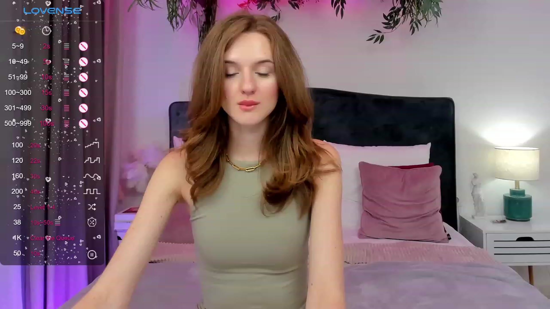 Gallery image thumbnail from MonaElisa's myfreecams stream on, 08/25/2023, 17:09 image 16 of 20