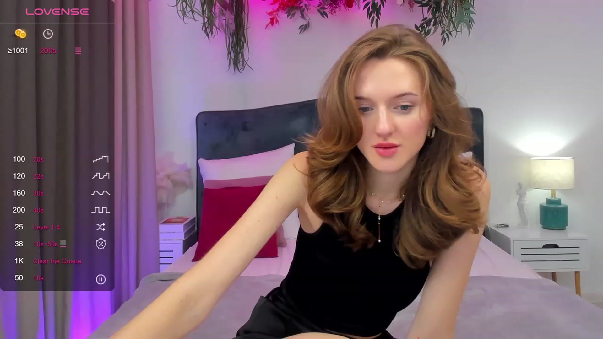 Gallery image thumbnail from MonaElisa's myfreecams stream on, 09/13/2023, 08:47 image 7 of 20