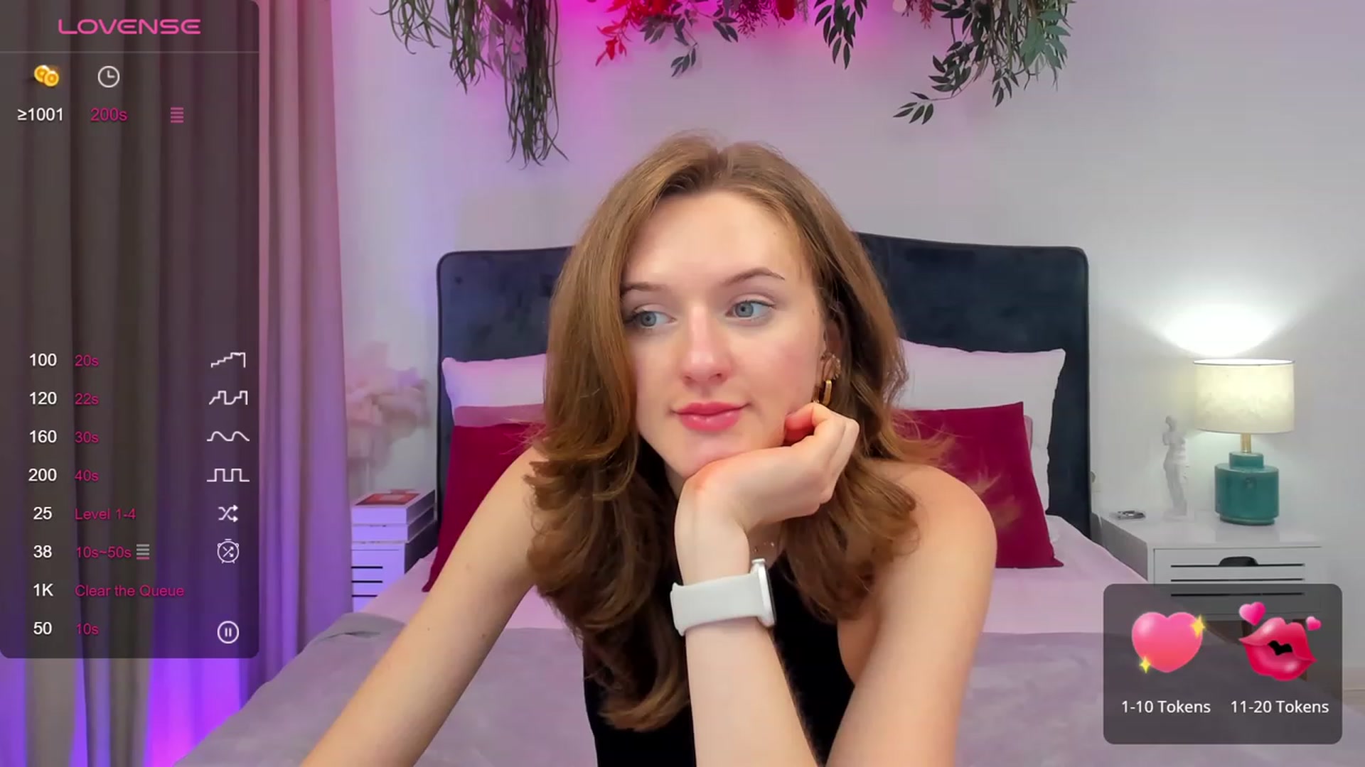 Gallery image thumbnail from MonaElisa's myfreecams stream on, 09/13/2023, 10:42 image 4 of 20
