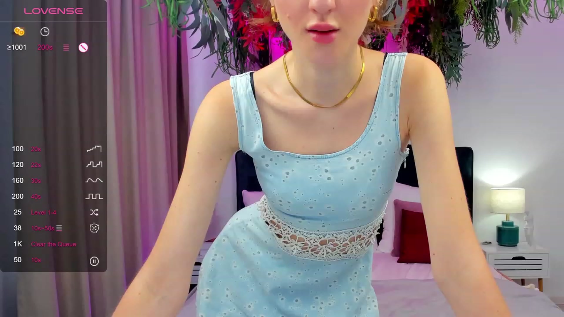 Gallery image thumbnail from MonaElisa's myfreecams stream on, 09/17/2023, 07:04 image 10 of 20