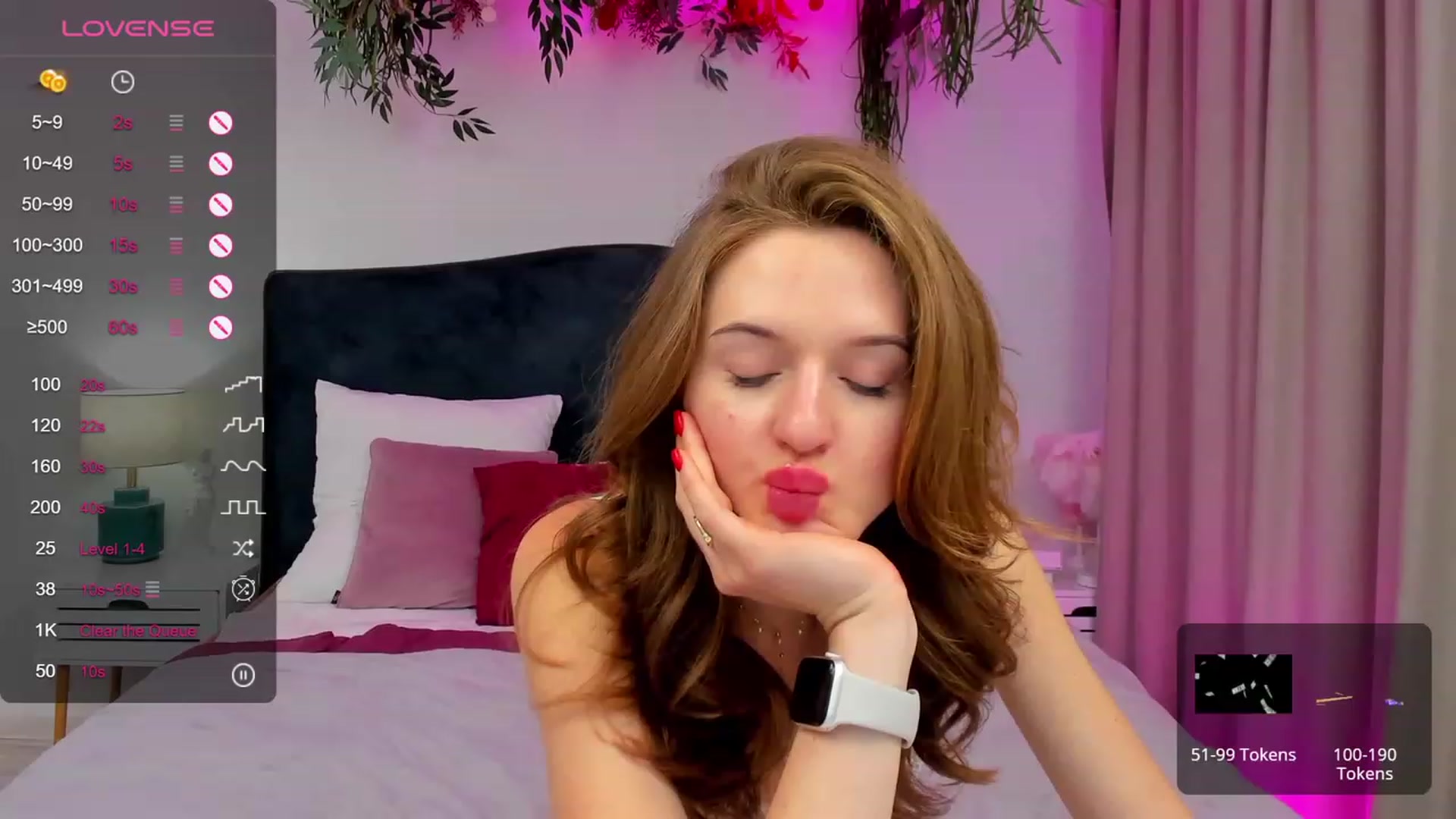 Gallery image thumbnail from MonaElisa's myfreecams stream on, 10/03/2023, 16:16 image 3 of 20