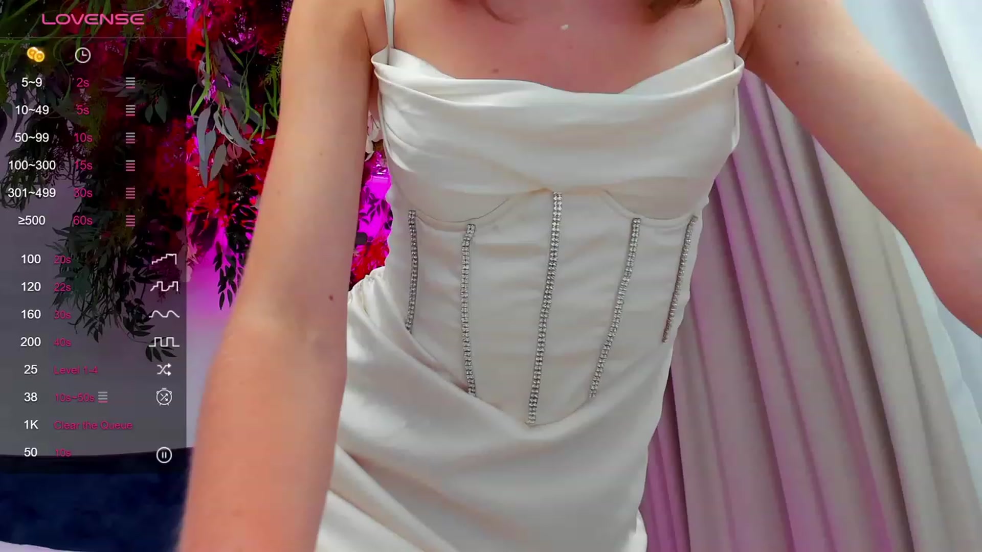Gallery image thumbnail from MonaElisa's myfreecams stream on, 10/05/2023, 17:27 image 18 of 20