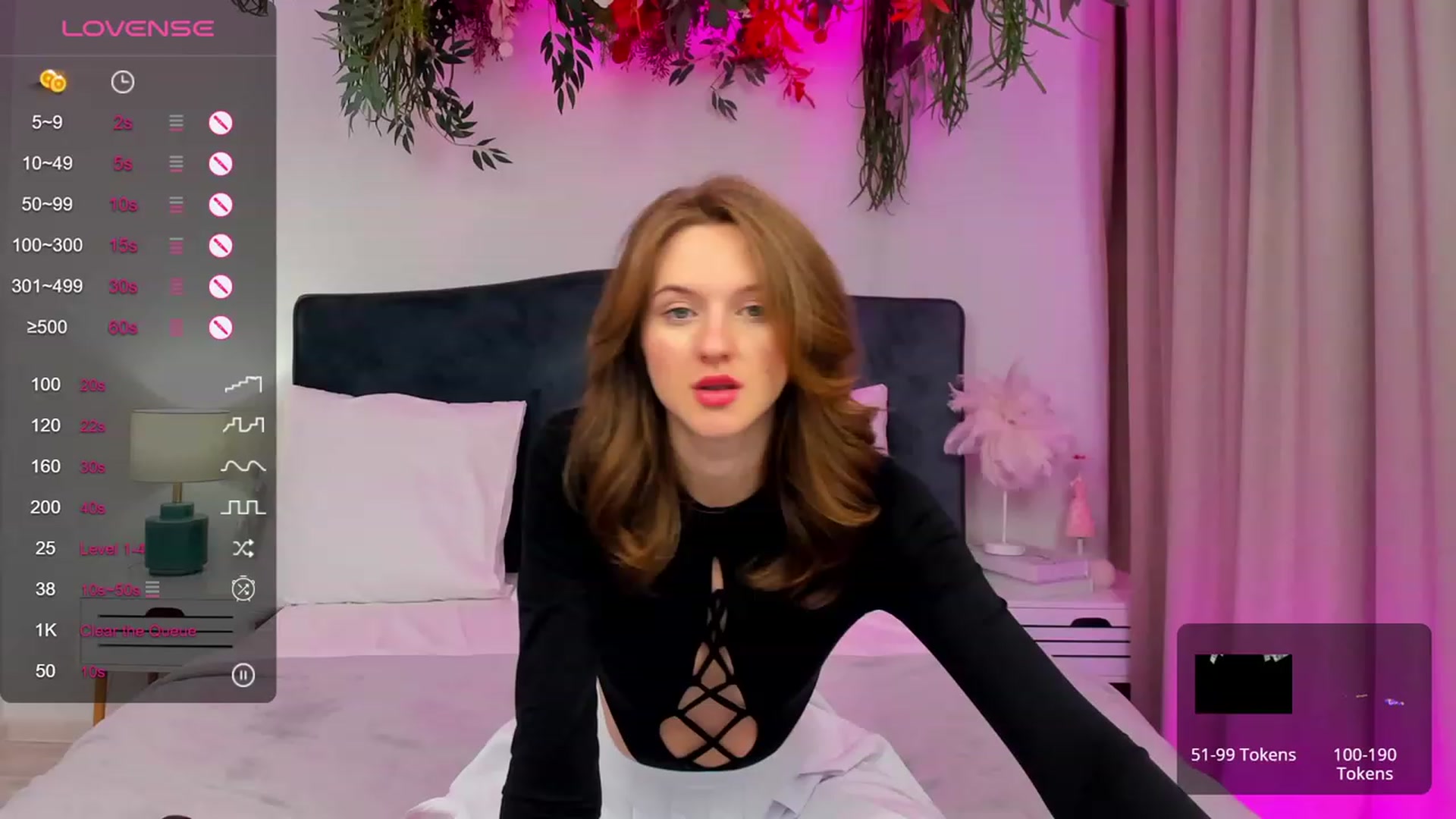 Gallery image thumbnail from MonaElisa's myfreecams stream on, 10/07/2023, 15:40 image 11 of 20