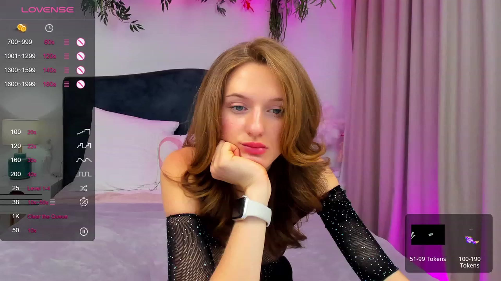 Gallery image thumbnail from MonaElisa's myfreecams stream on, 10/10/2023, 16:18 image 1 of 20