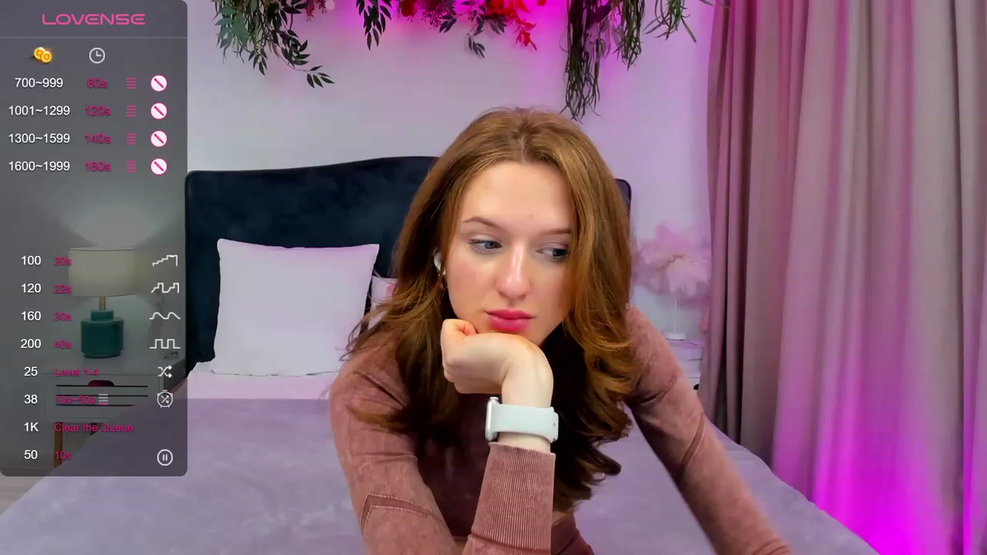 Gallery image thumbnail from MonaElisa's myfreecams stream on, 10/13/2023, 14:06 image 17 of 20