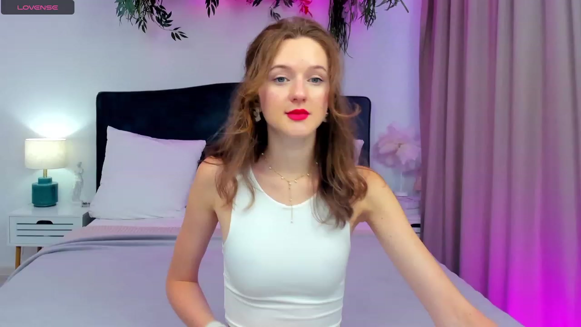 Gallery image thumbnail from MonaElisa's myfreecams stream on, 10/14/2023, 12:18 image 6 of 20