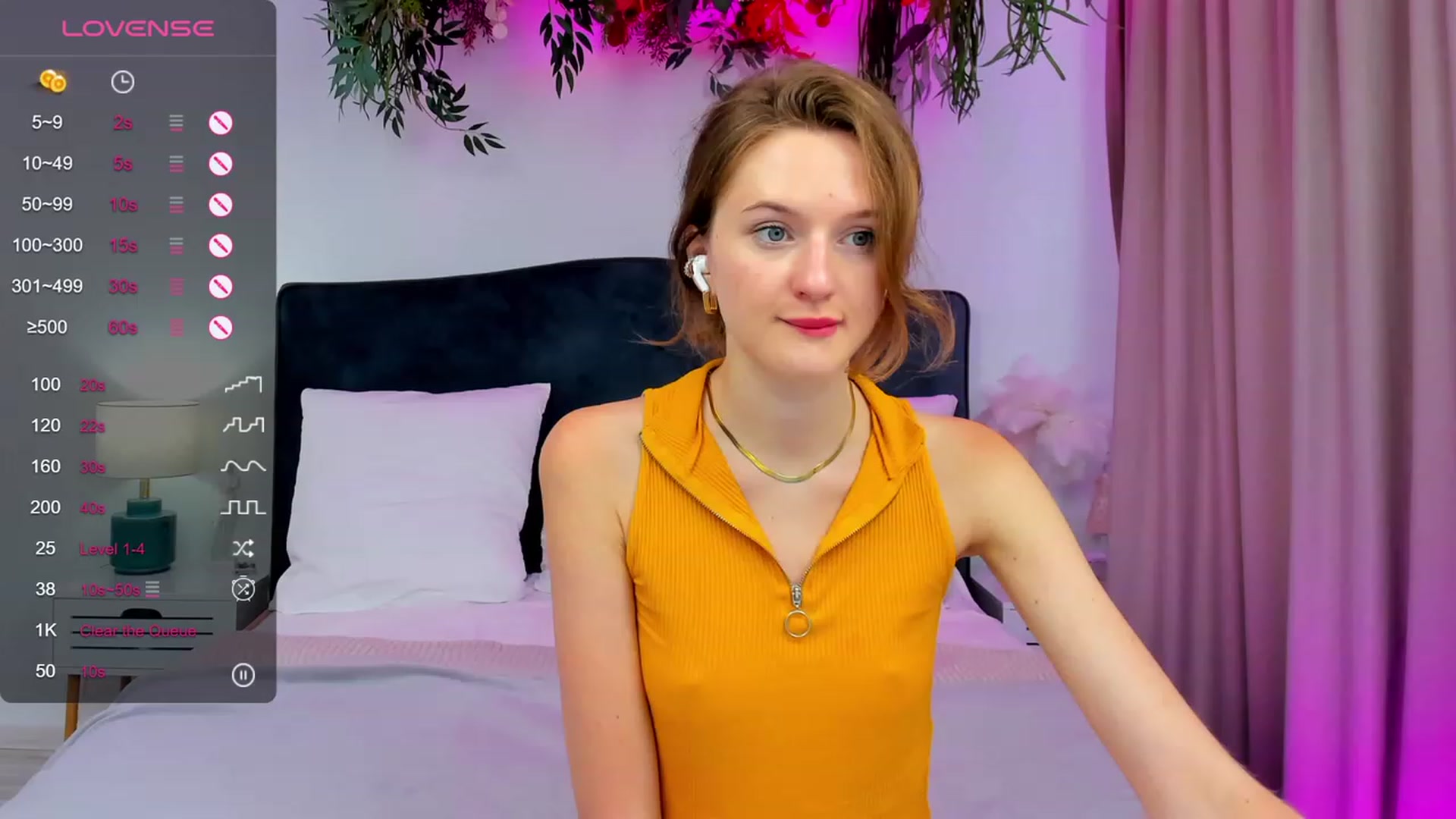 Gallery image thumbnail from MonaElisa's myfreecams stream on, 10/15/2023, 12:00 image 14 of 20