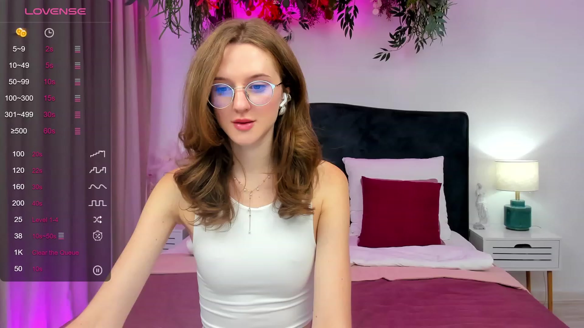 Gallery image thumbnail from MonaElisa's myfreecams stream on, 10/24/2023, 19:00 image 18 of 20