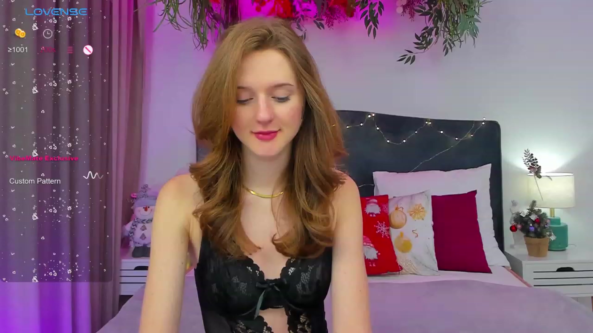 Gallery image thumbnail from MonaElisa's myfreecams stream on, 12/18/2023, 17:22 image 10 of 20