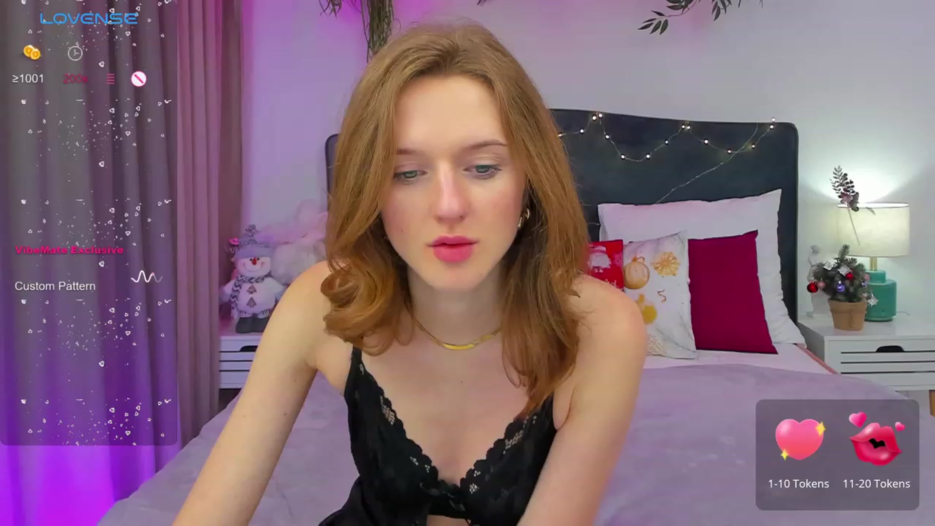 Gallery image thumbnail from MonaElisa's myfreecams stream on, 12/18/2023, 20:01 image 17 of 20