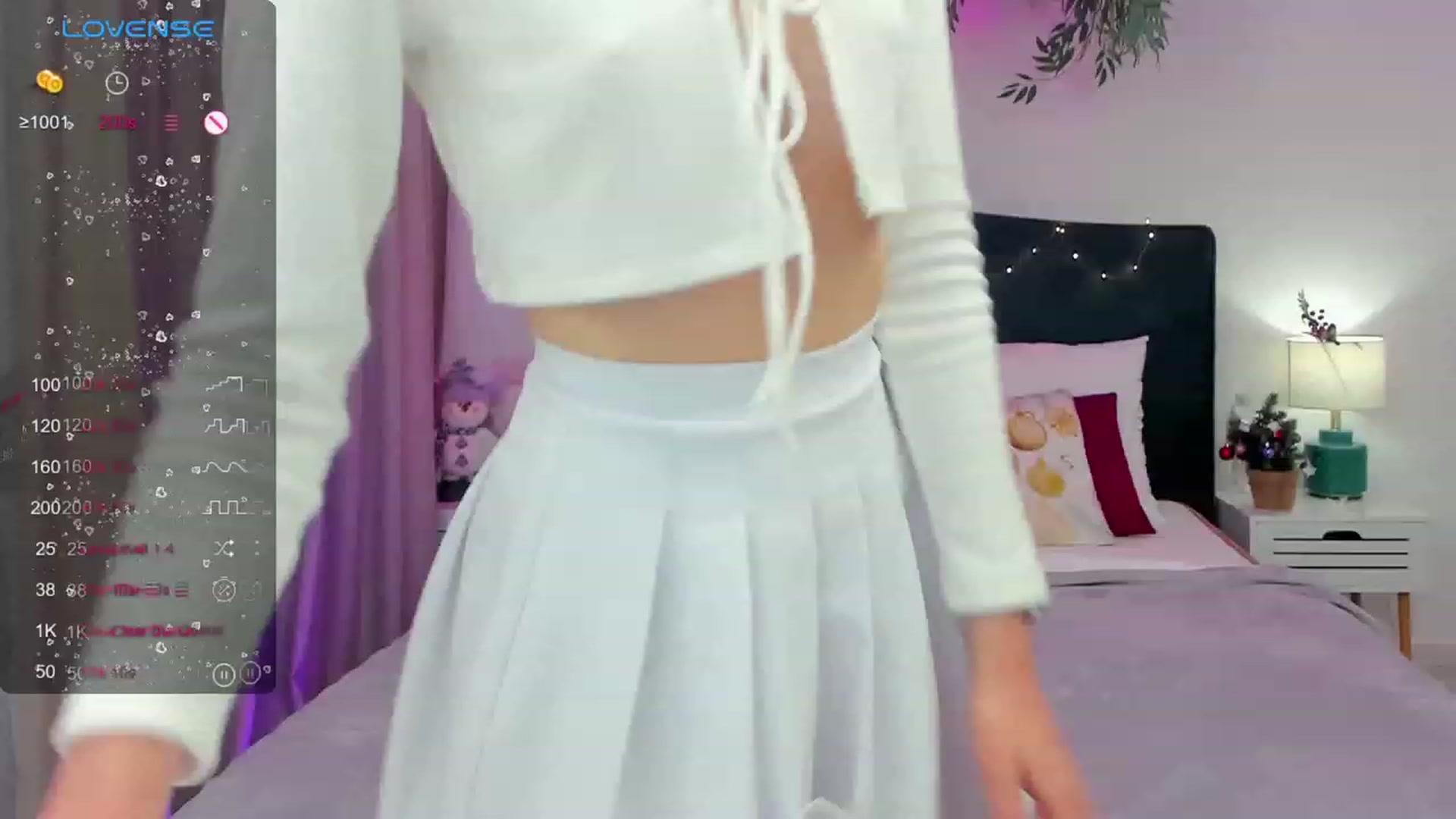 Gallery image thumbnail from MonaElisa's myfreecams stream on, 12/22/2023, 19:45 image 1 of 20