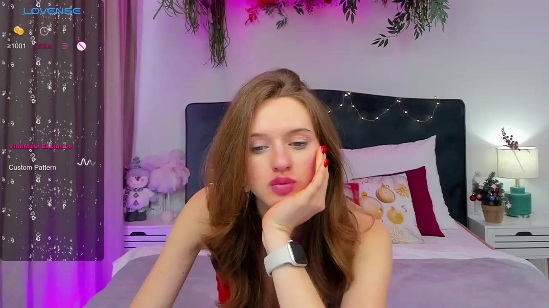 Gallery image thumbnail from MonaElisa's myfreecams stream on, 12/24/2023, 13:08 image 5 of 20