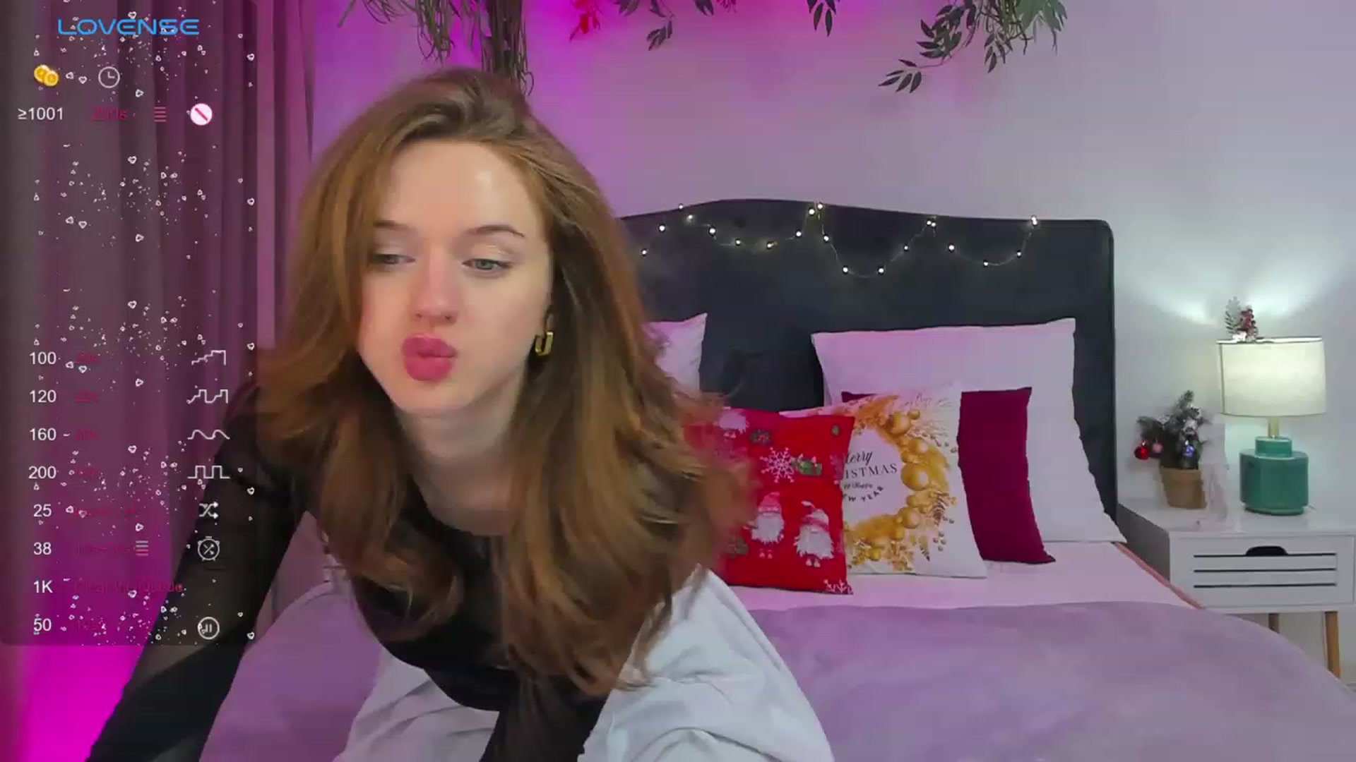 Gallery image thumbnail from MonaElisa's myfreecams stream on, 12/28/2023, 16:27 image 9 of 20