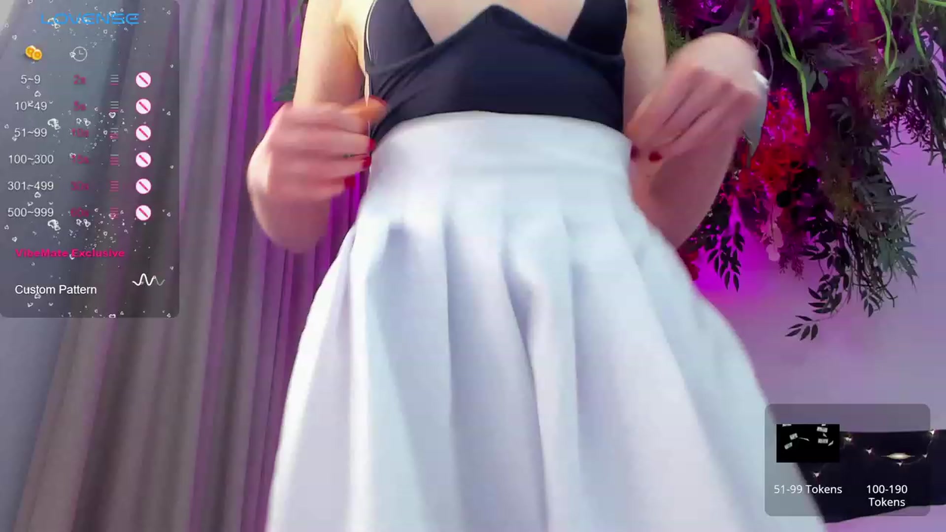 Gallery image thumbnail from MonaElisa's myfreecams stream on, 01/03/2024, 14:51 image 6 of 20