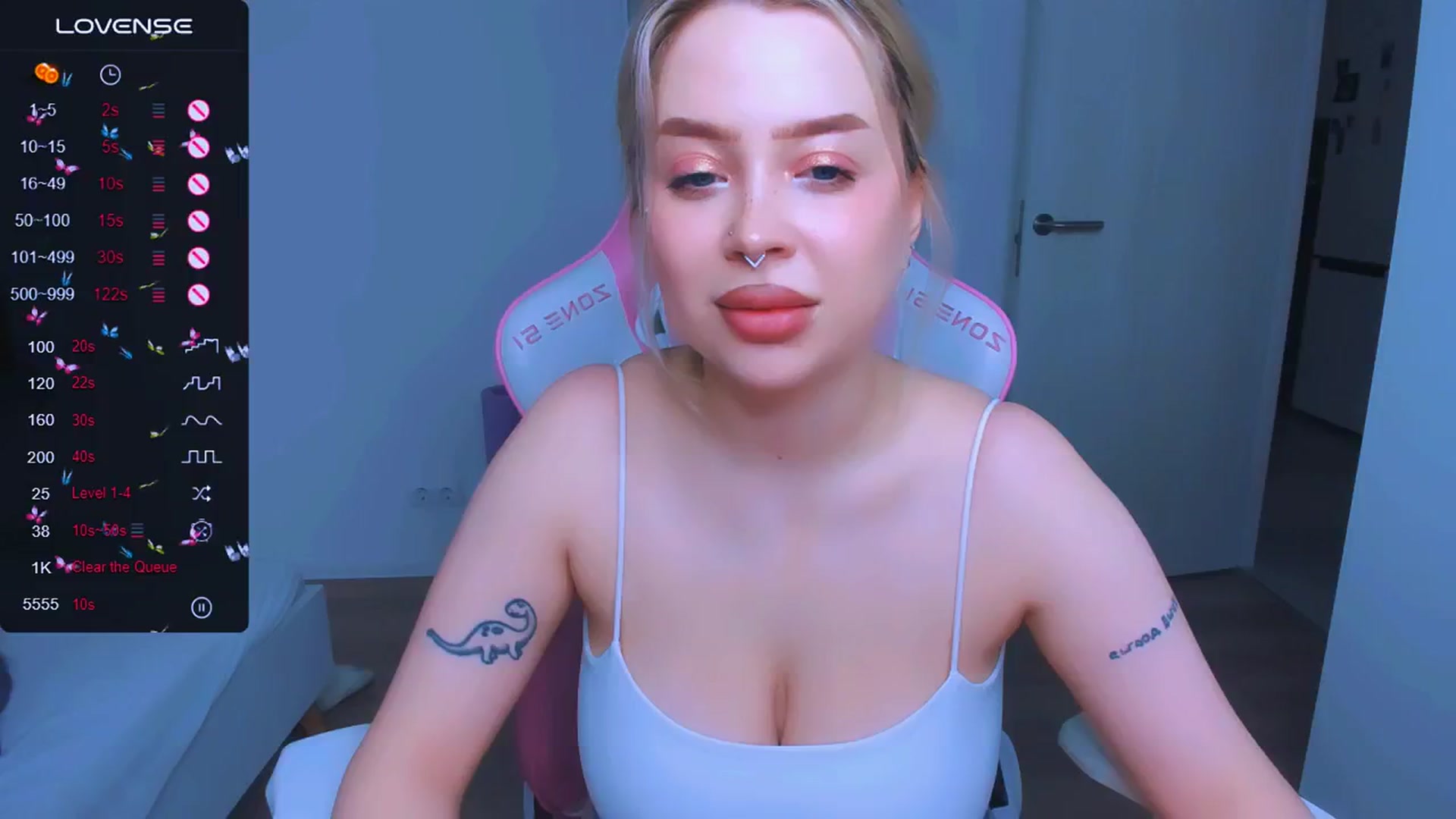 Gallery image thumbnail from MonaLauu's myfreecams stream on, 02/27/2025, 08:52 image 13 of 20