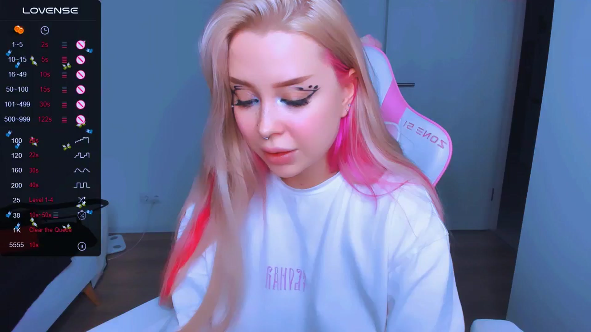 Gallery image thumbnail from MonaLauu's myfreecams stream on, 03/11/2025, 18:42 image 11 of 20