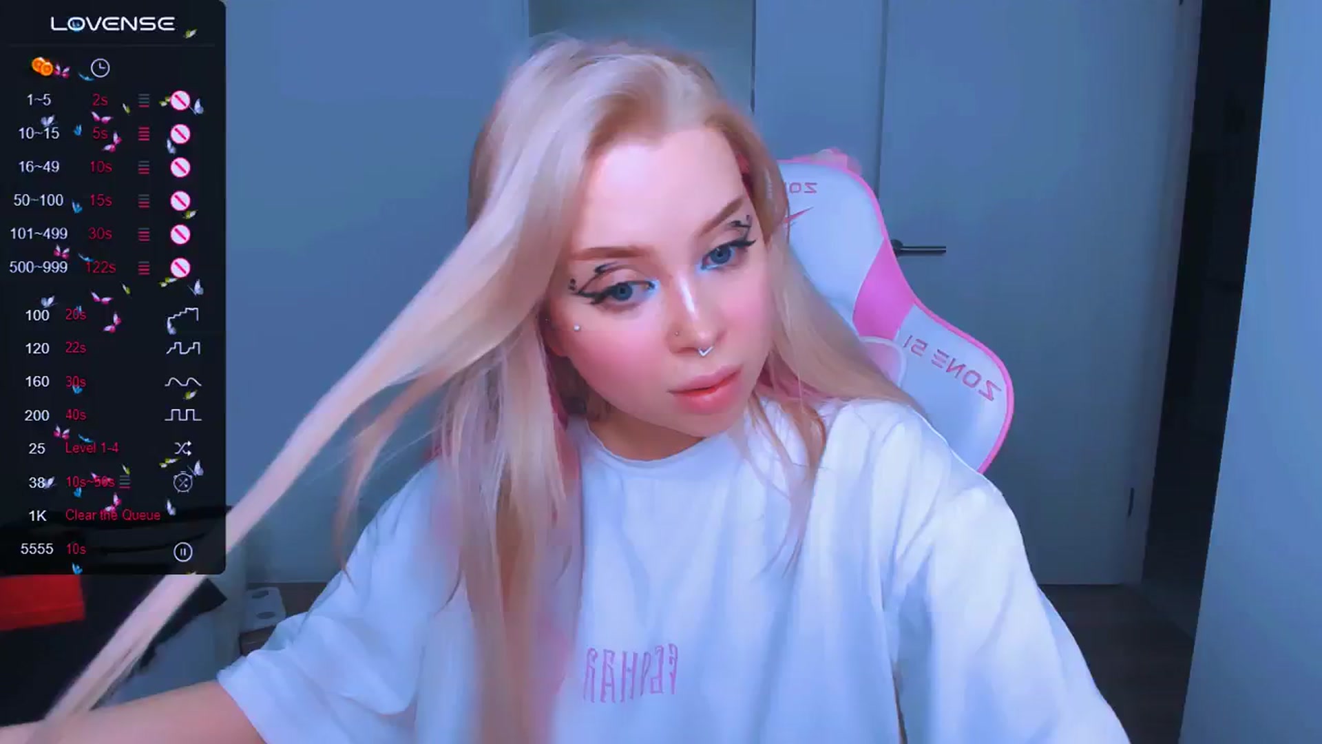 Gallery image thumbnail from MonaLauu's myfreecams stream on, 03/11/2025, 18:42 image 16 of 20